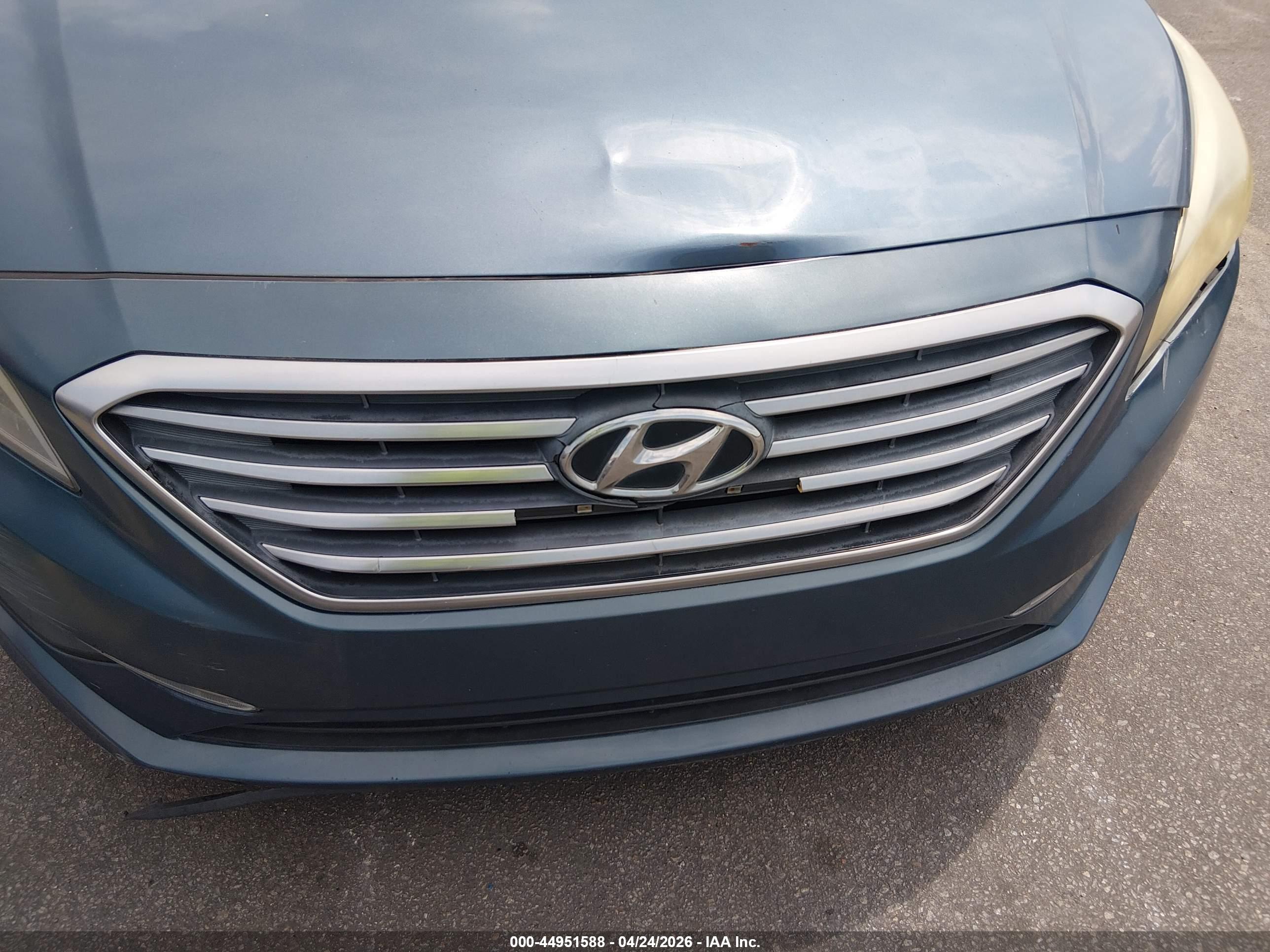 HYUNDAI SONATA image 6