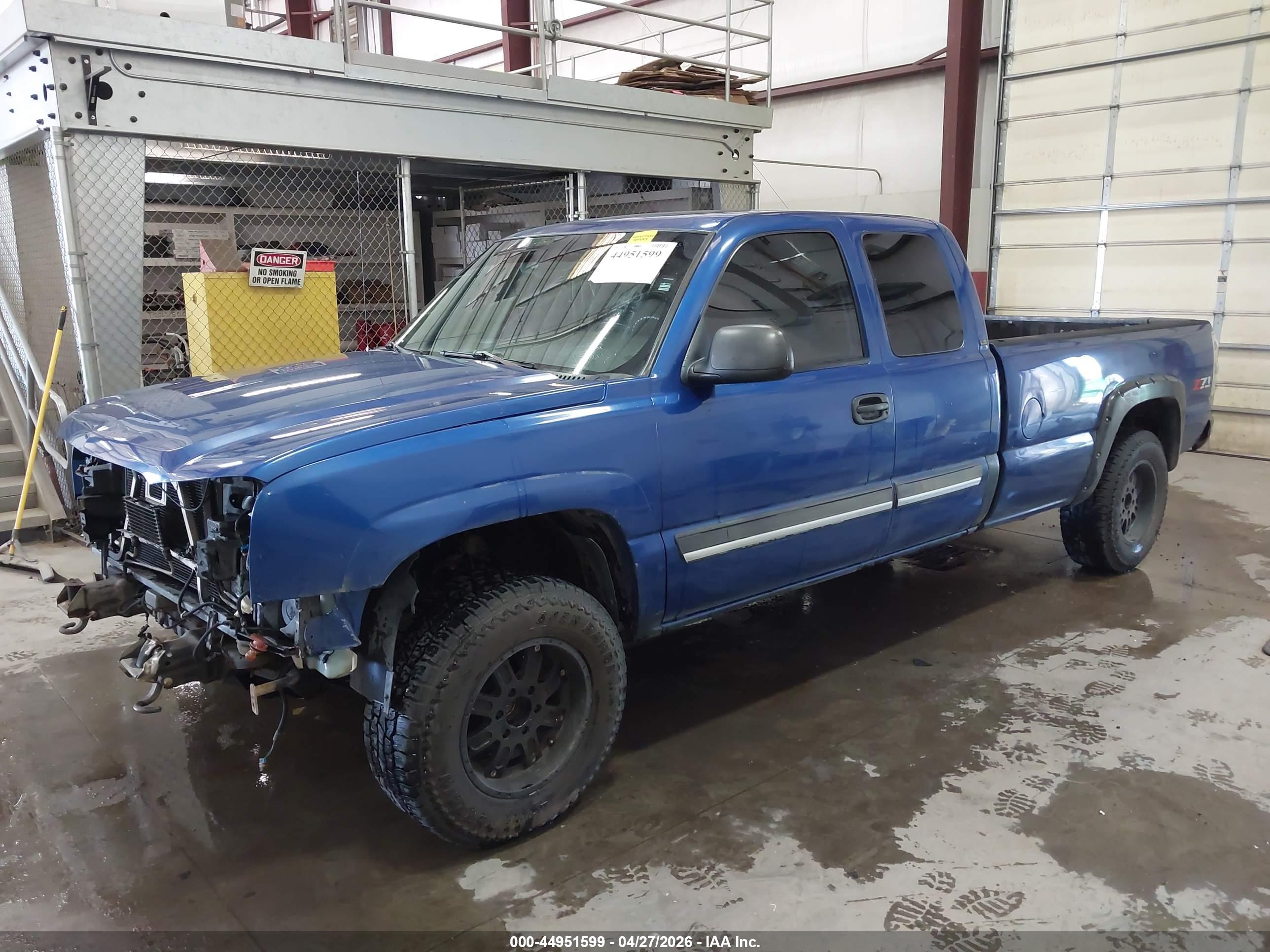 CHEVROLET SILVERADO image 2