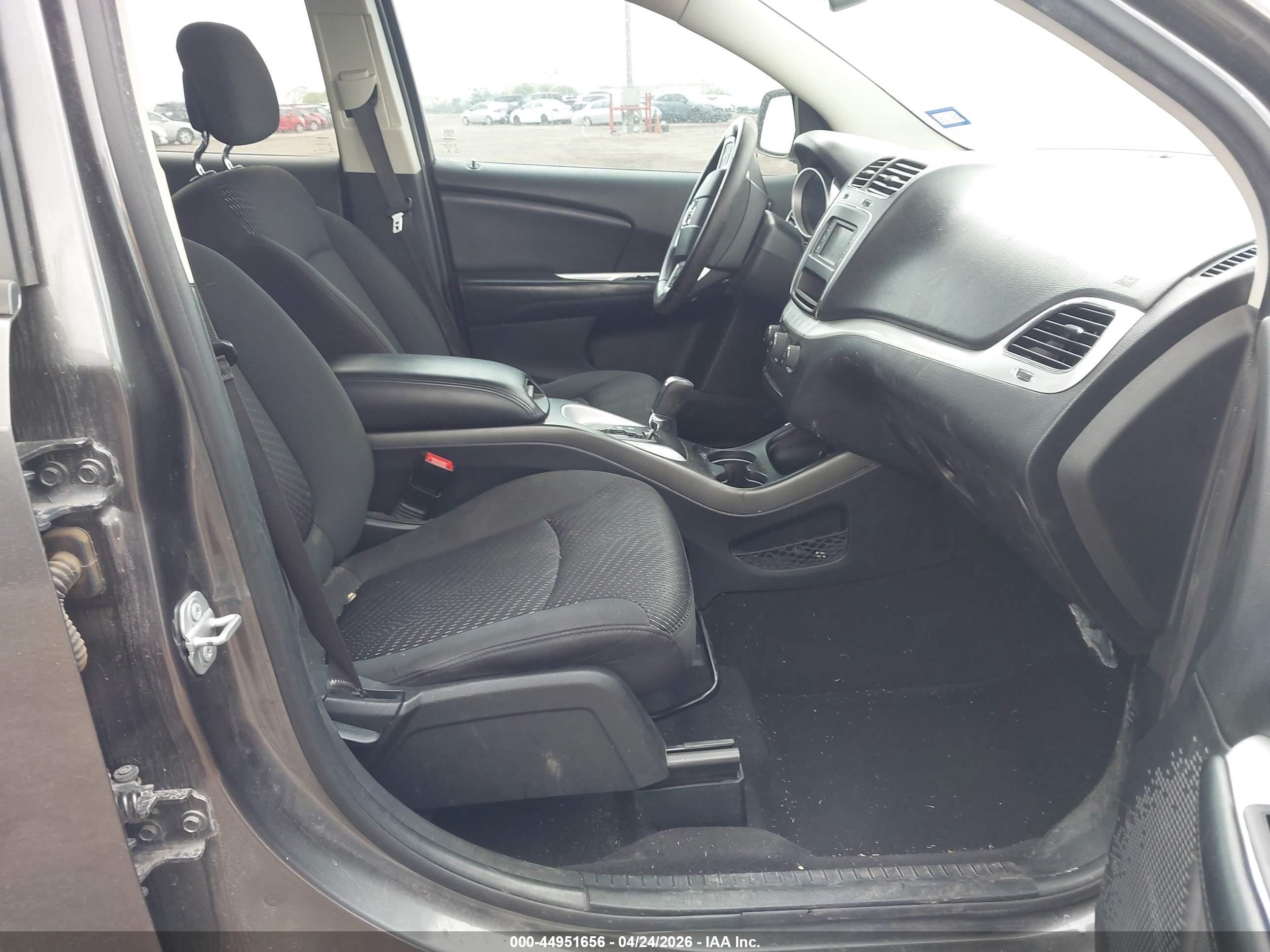 DODGE JOURNEY image 5