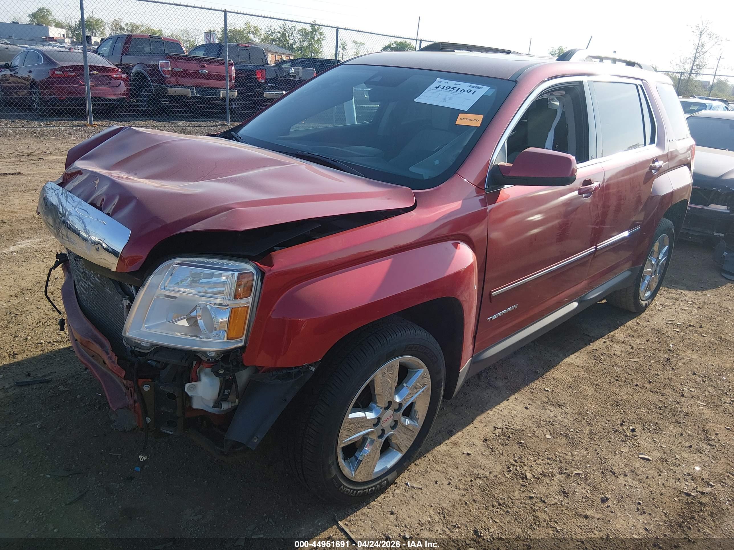 GMC TERRAIN image 2