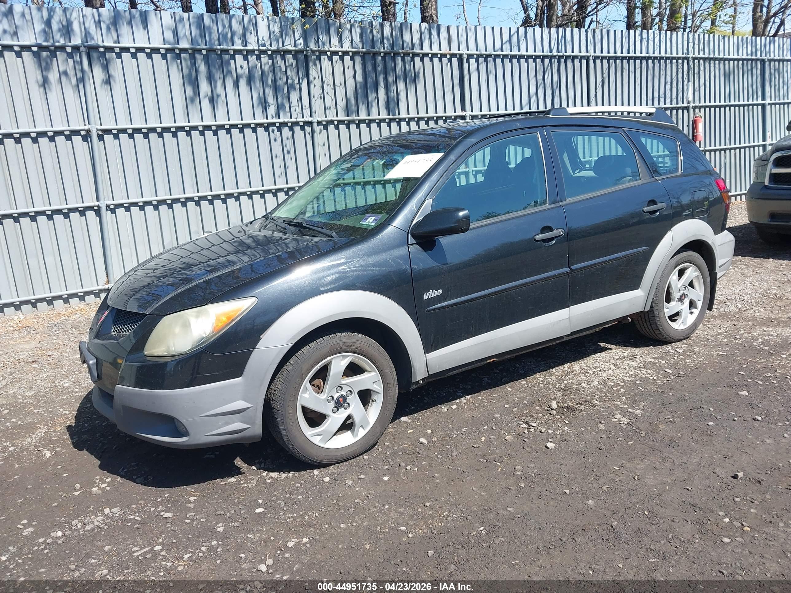 PONTIAC VIBE image 2