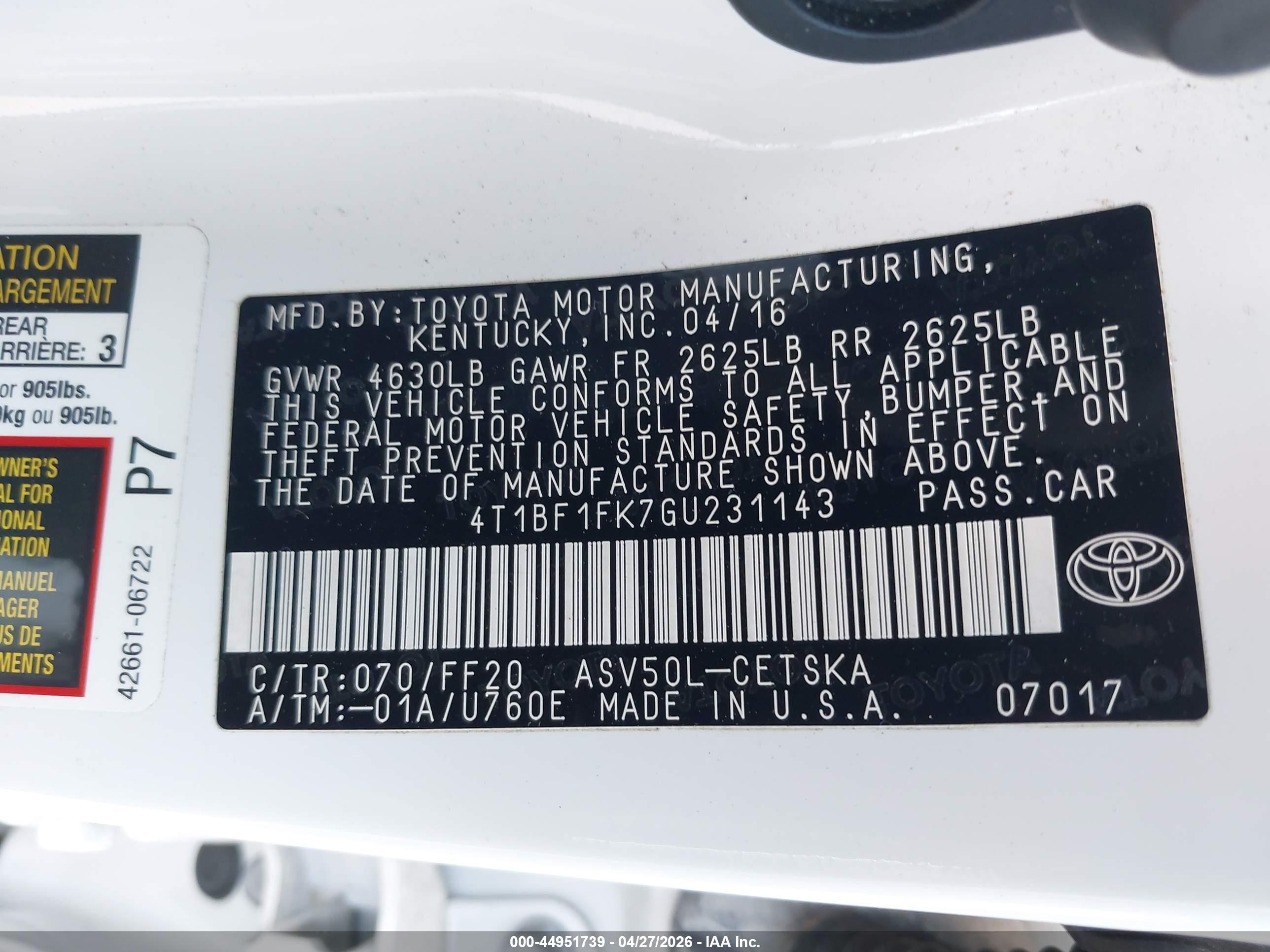 TOYOTA CAMRY image 9