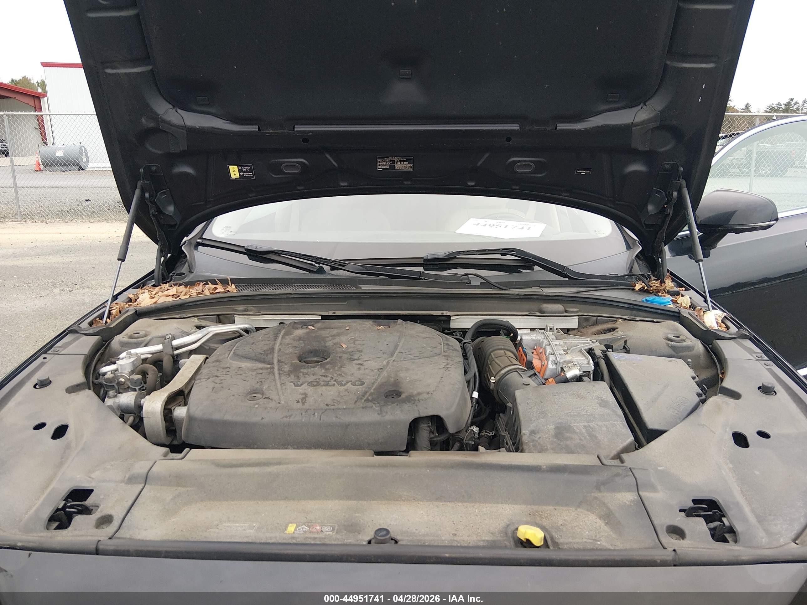 VOLVO S90 image 10