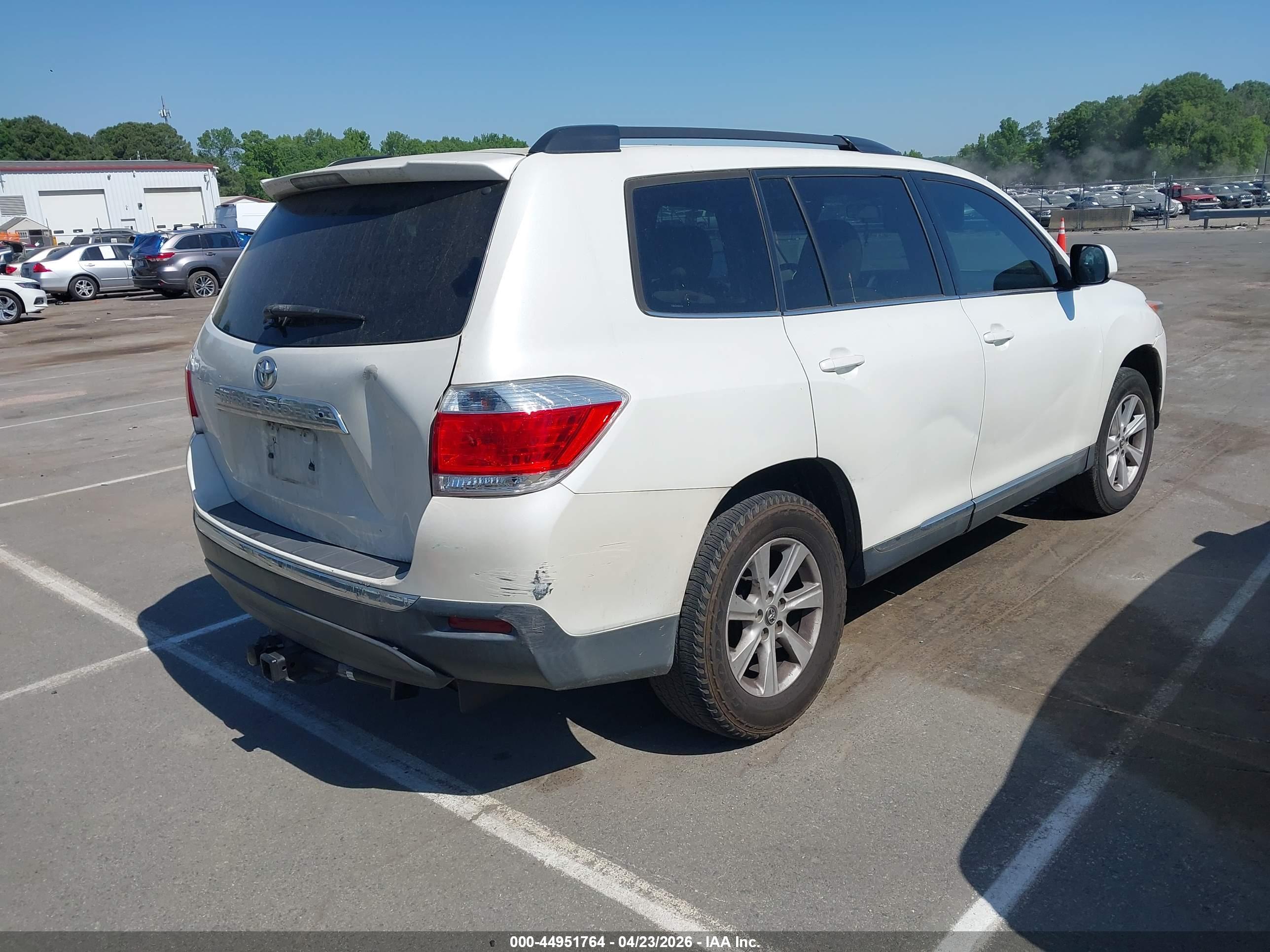TOYOTA HIGHLANDER image 4