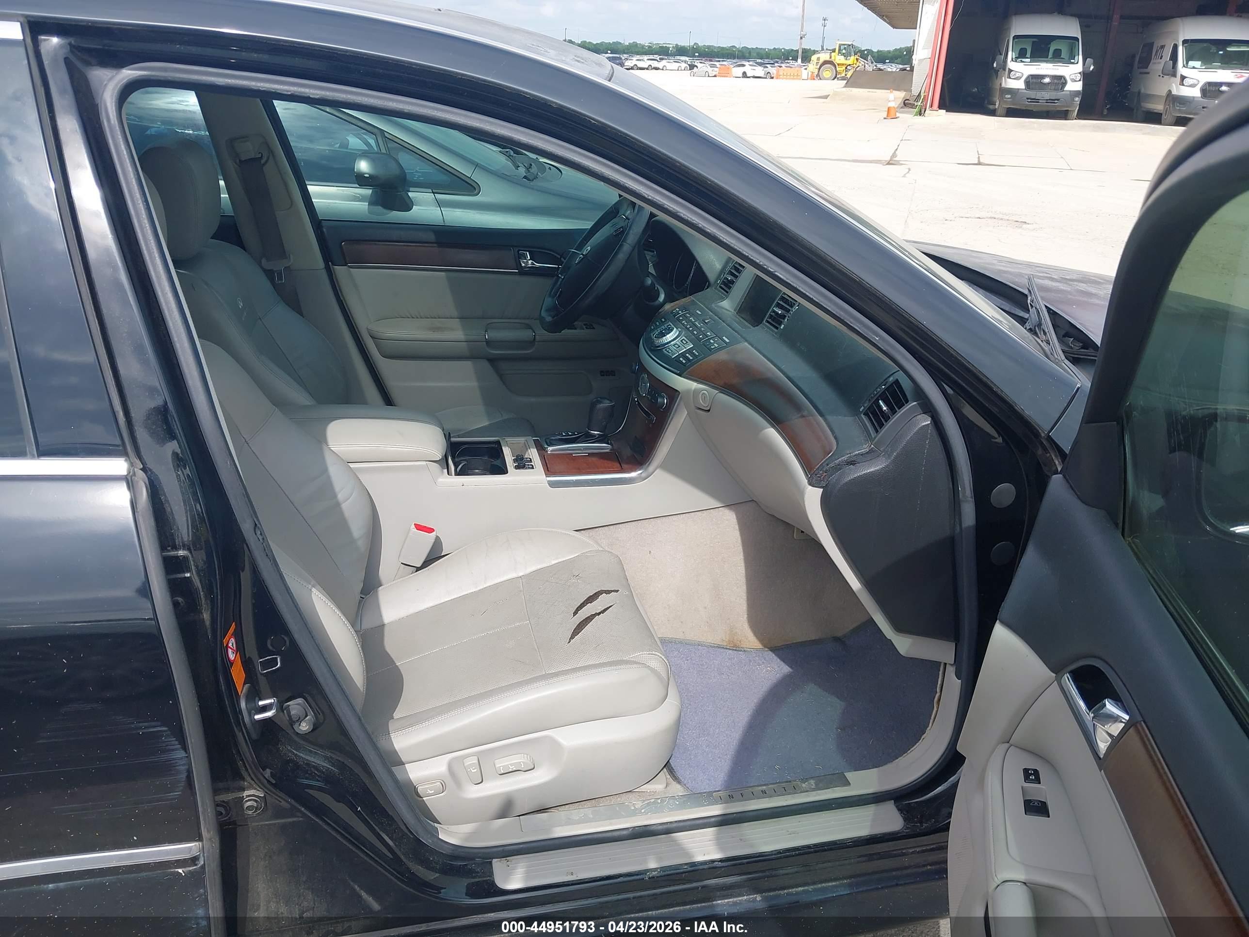 INFINITI M35 image 5