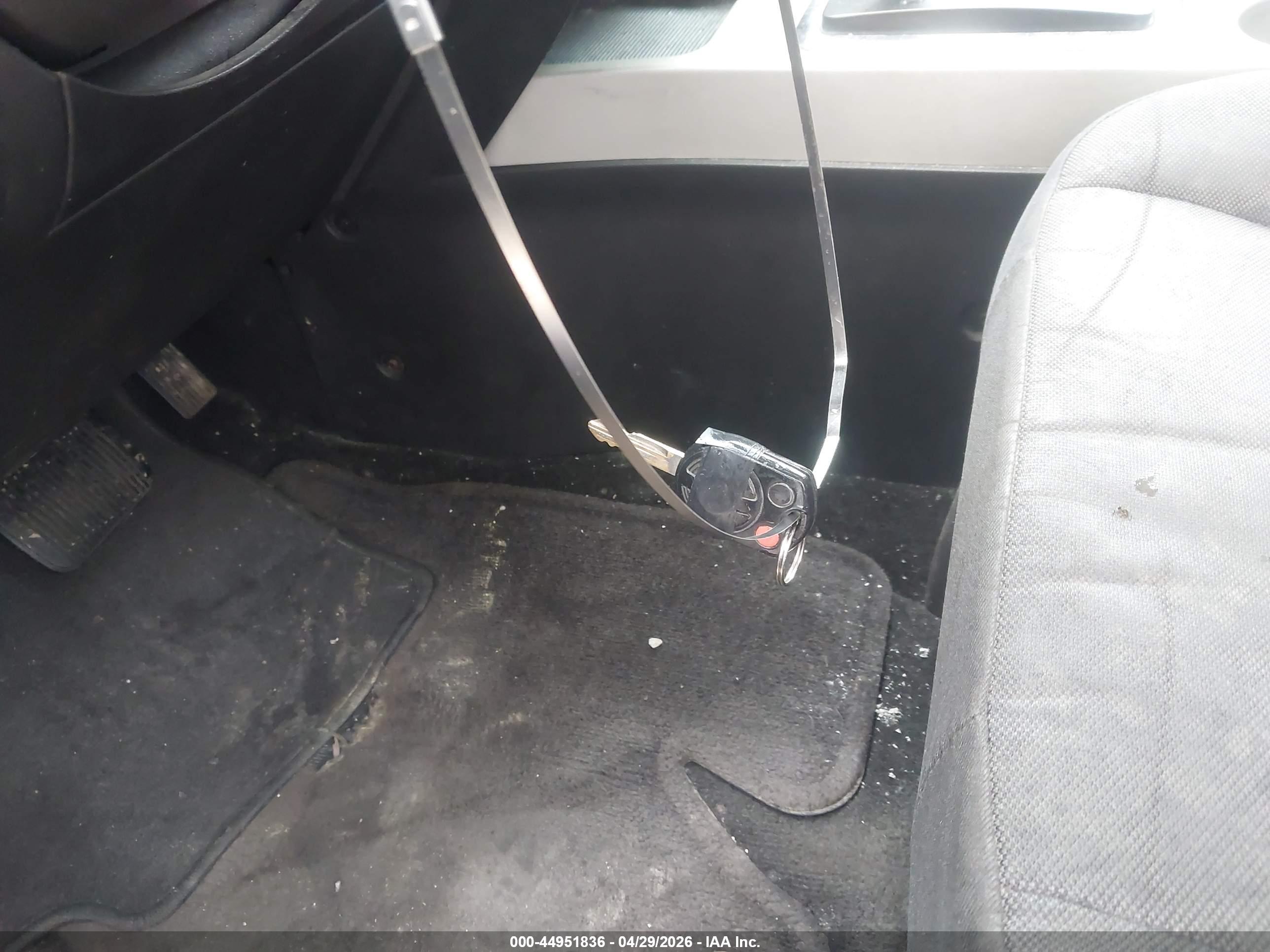 FORD ESCAPE image 11