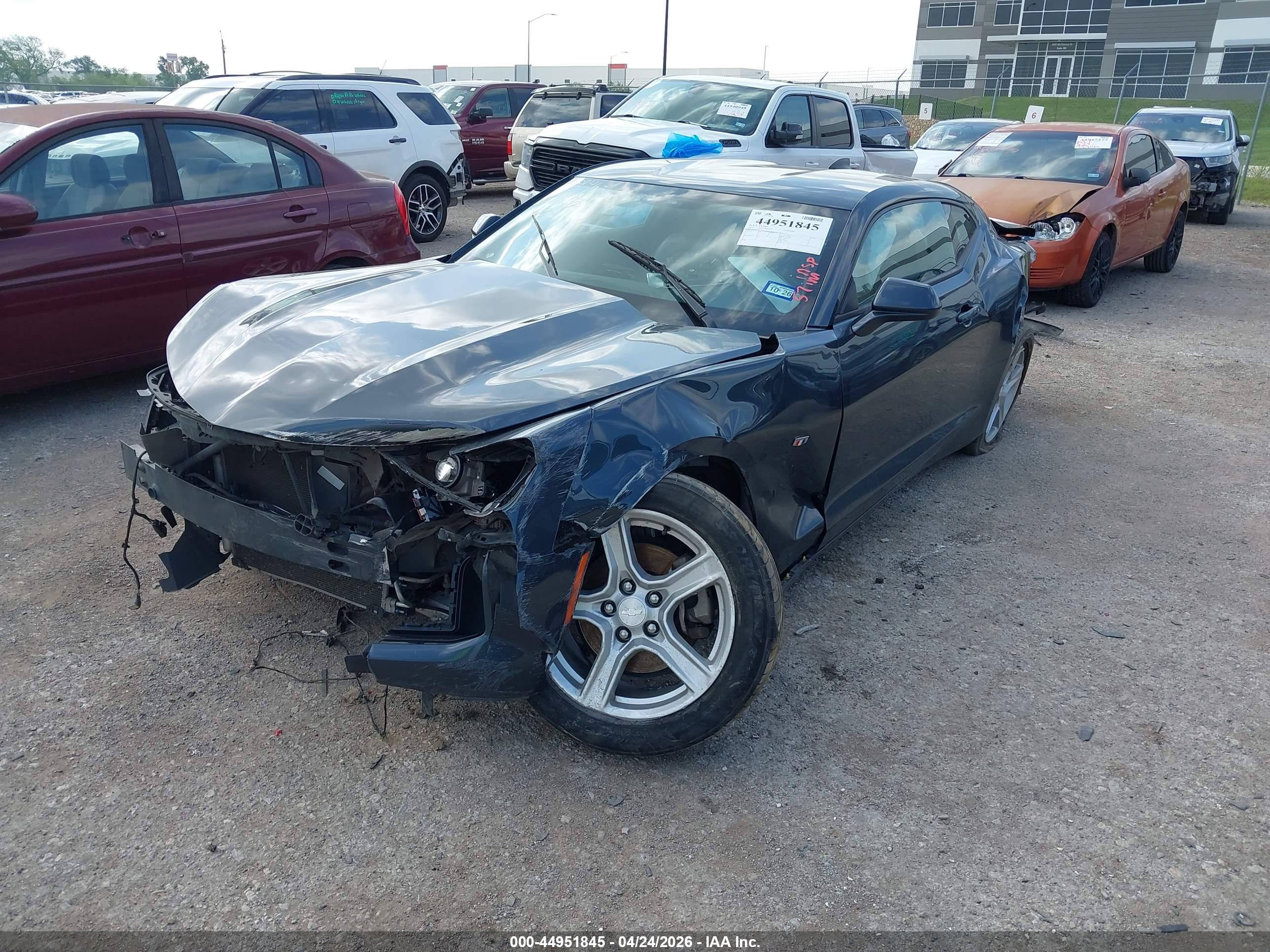 CHEVROLET CAMARO image 2