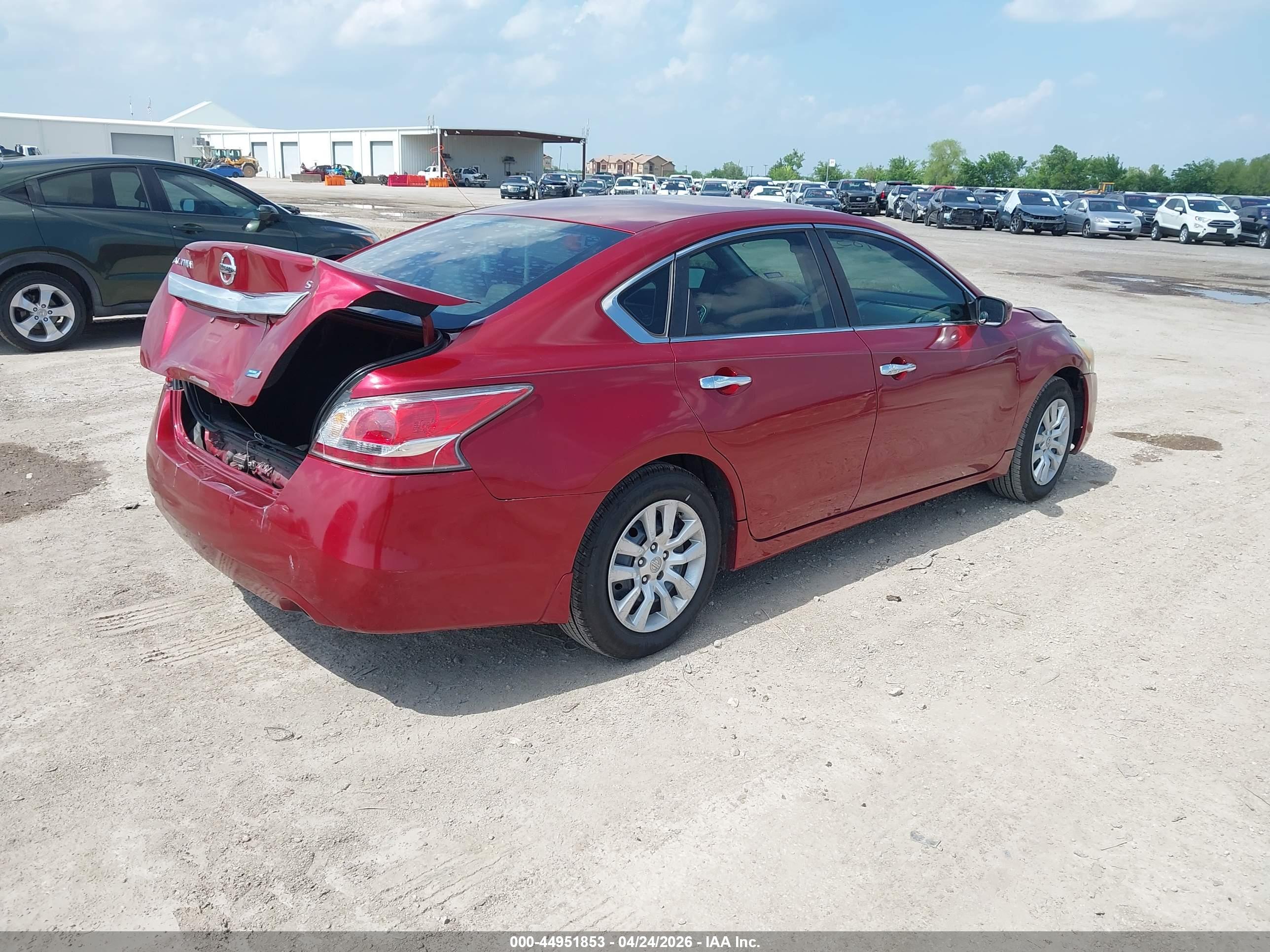 NISSAN ALTIMA image 4