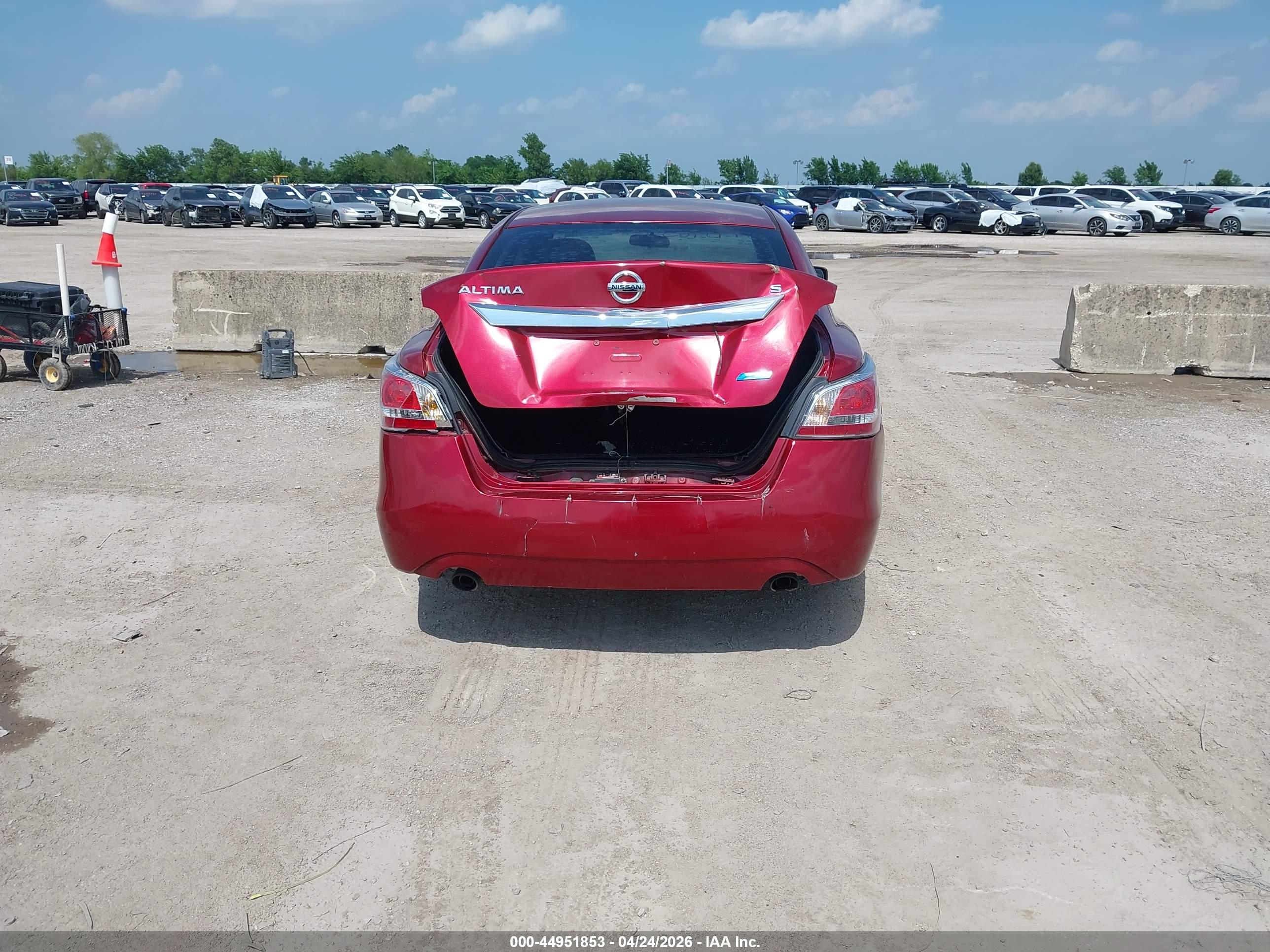 NISSAN ALTIMA image 6
