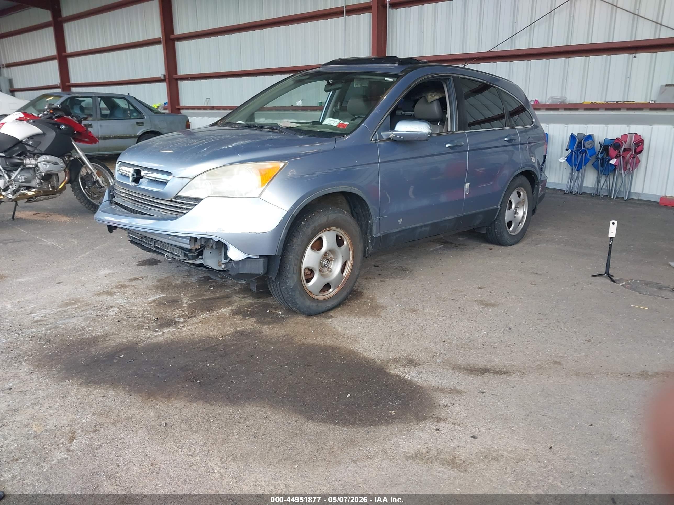 HONDA CR-V image 2