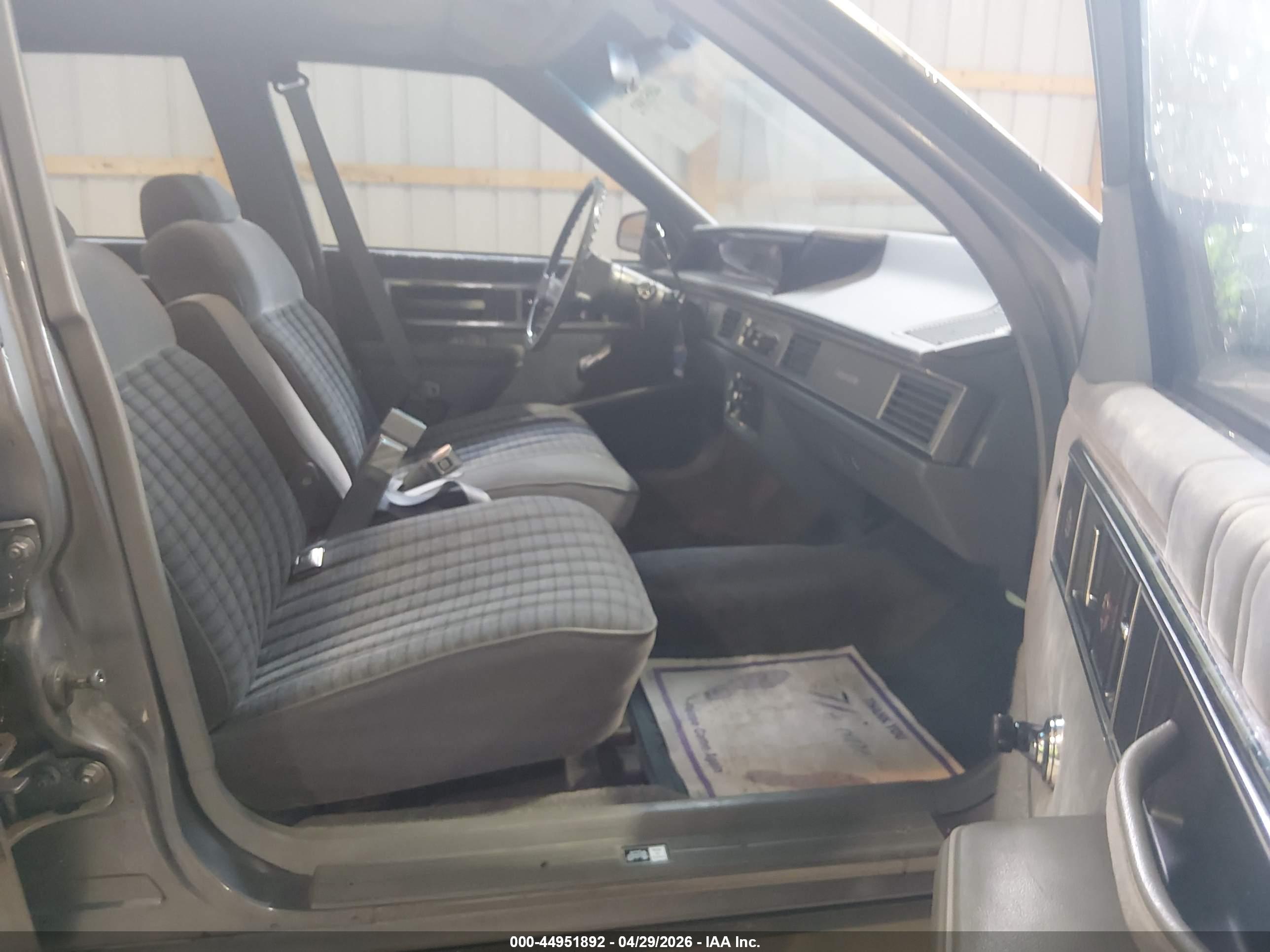OLDSMOBILE DELTA image 5