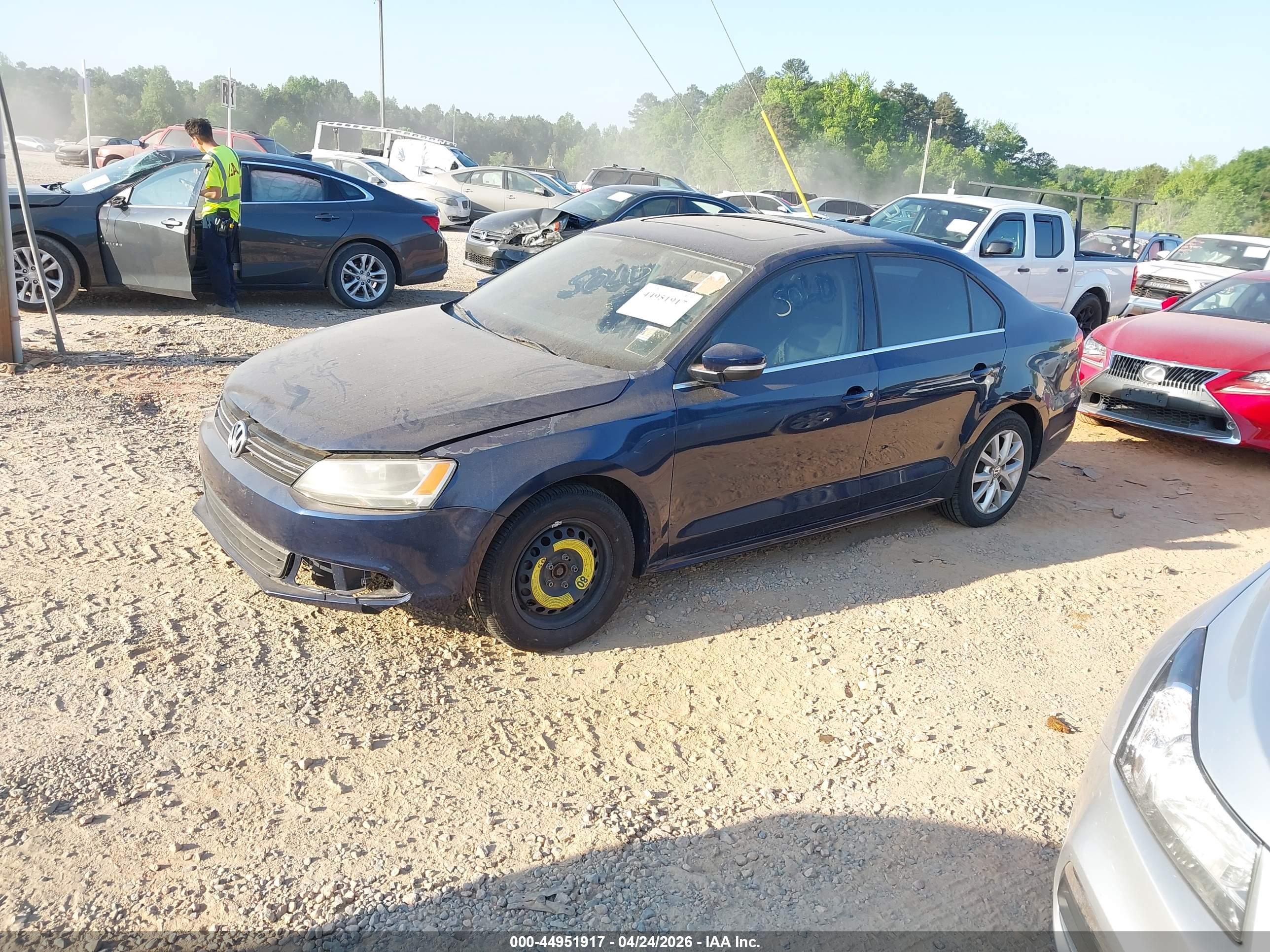 VOLKSWAGEN JETTA image 2