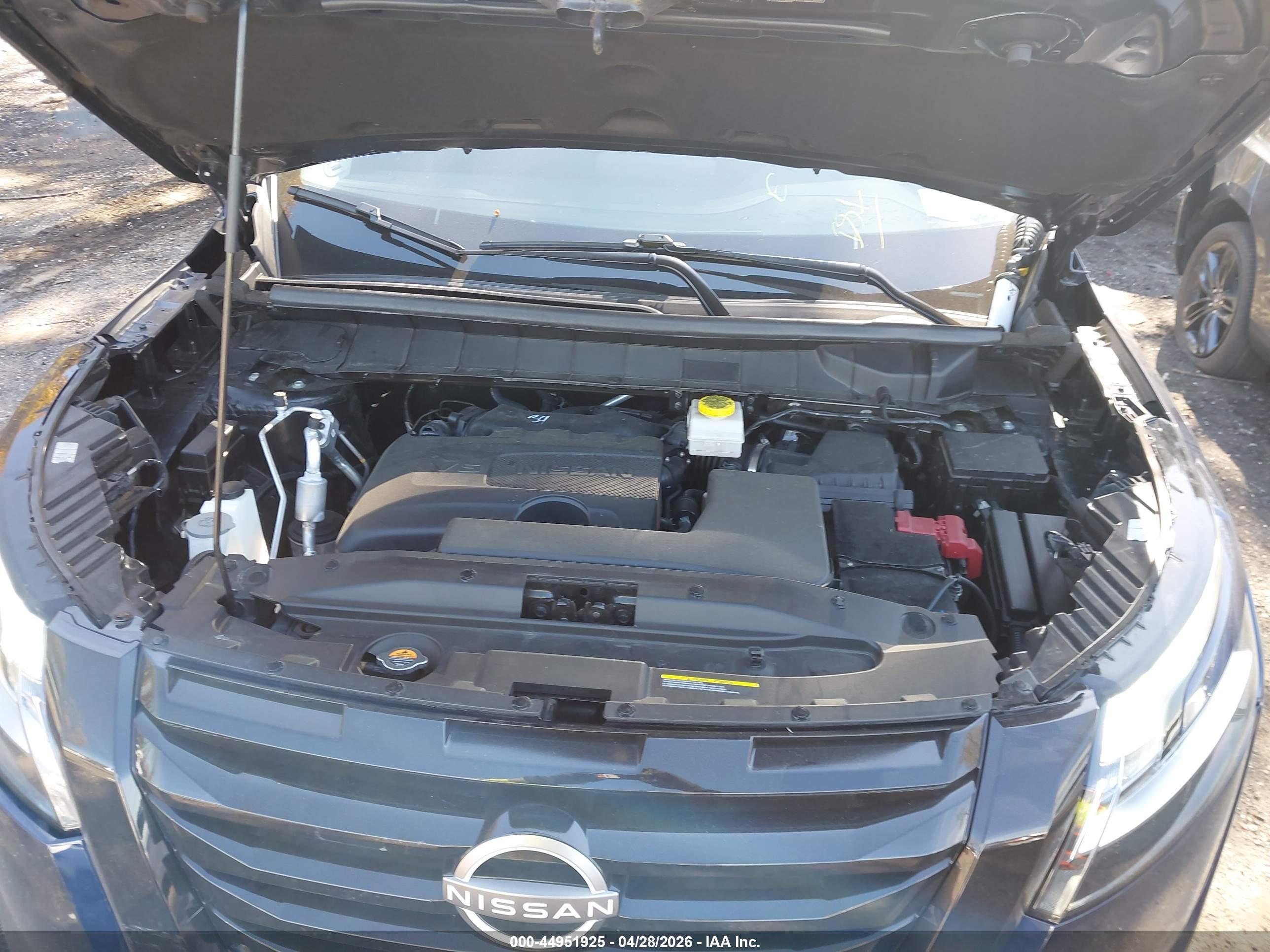 NISSAN PATHFINDER image 10