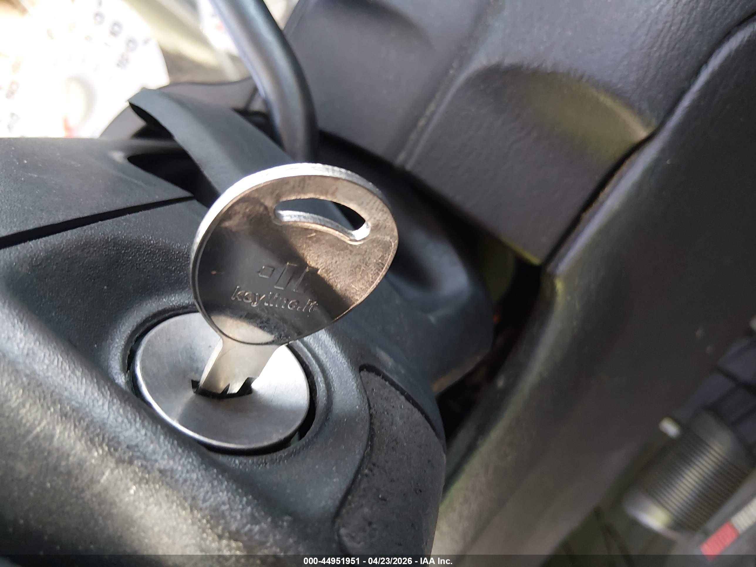 DODGE RAM image 11