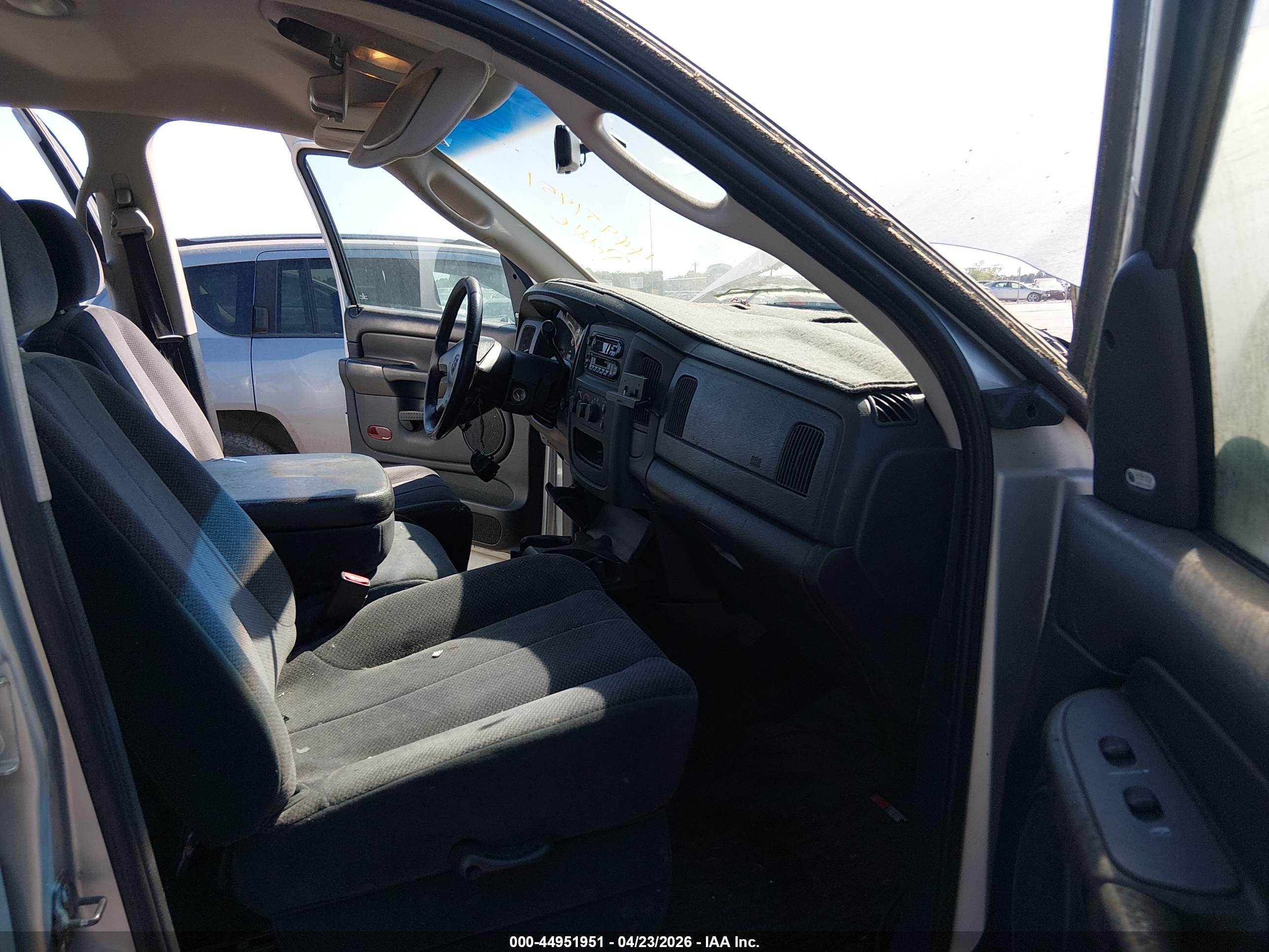 DODGE RAM image 5