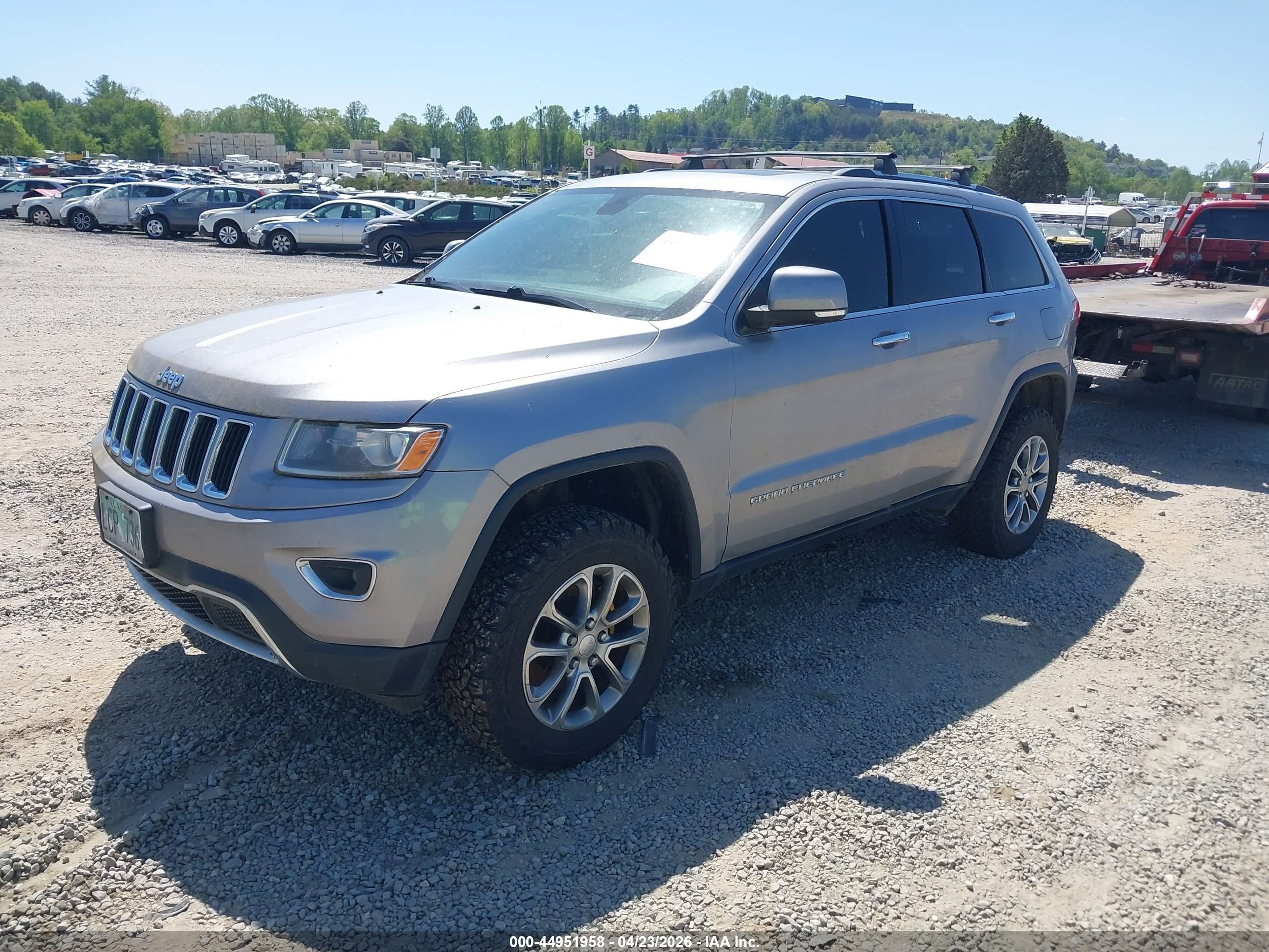 JEEP GRAND image 2