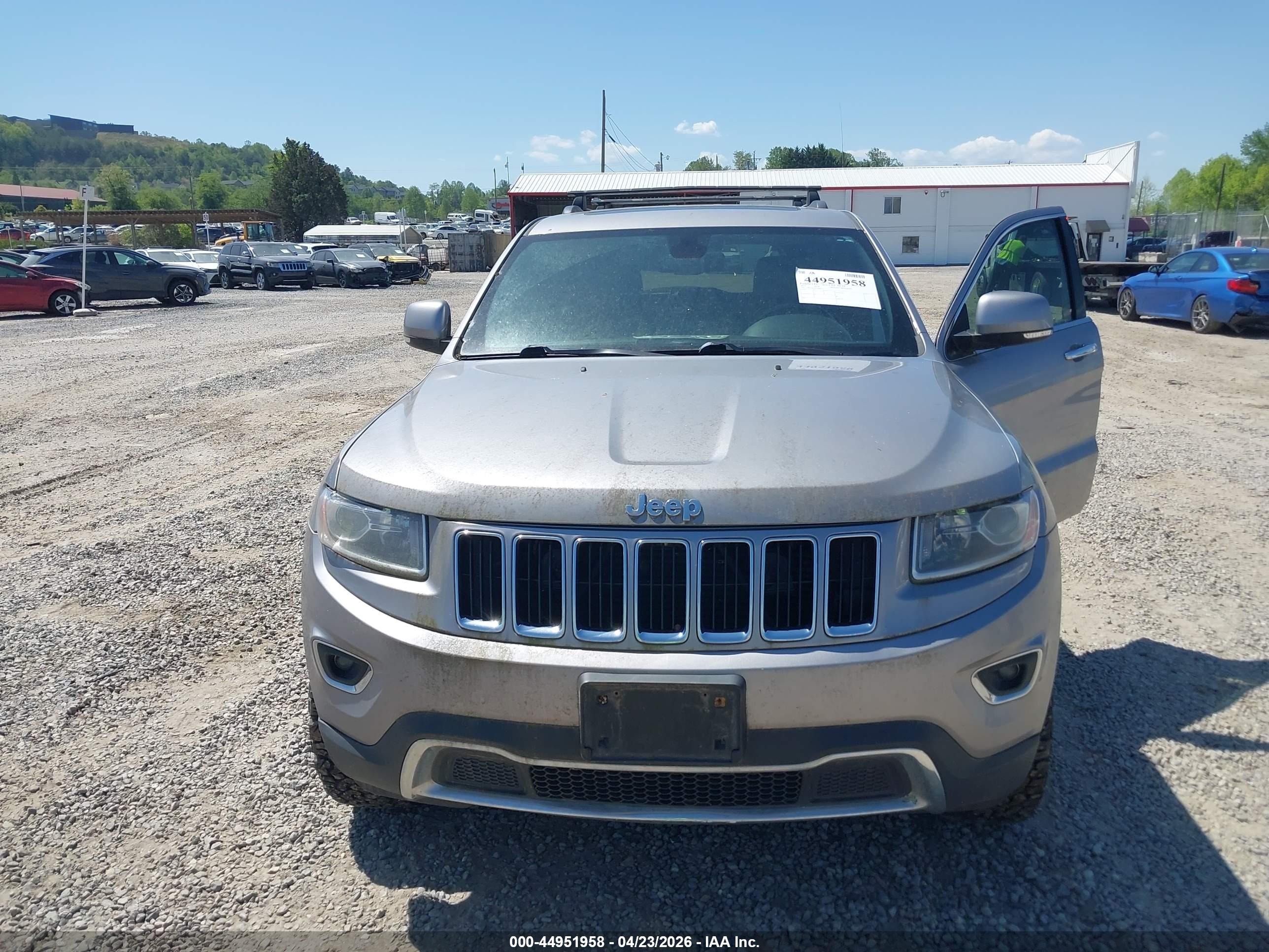 JEEP GRAND image 6