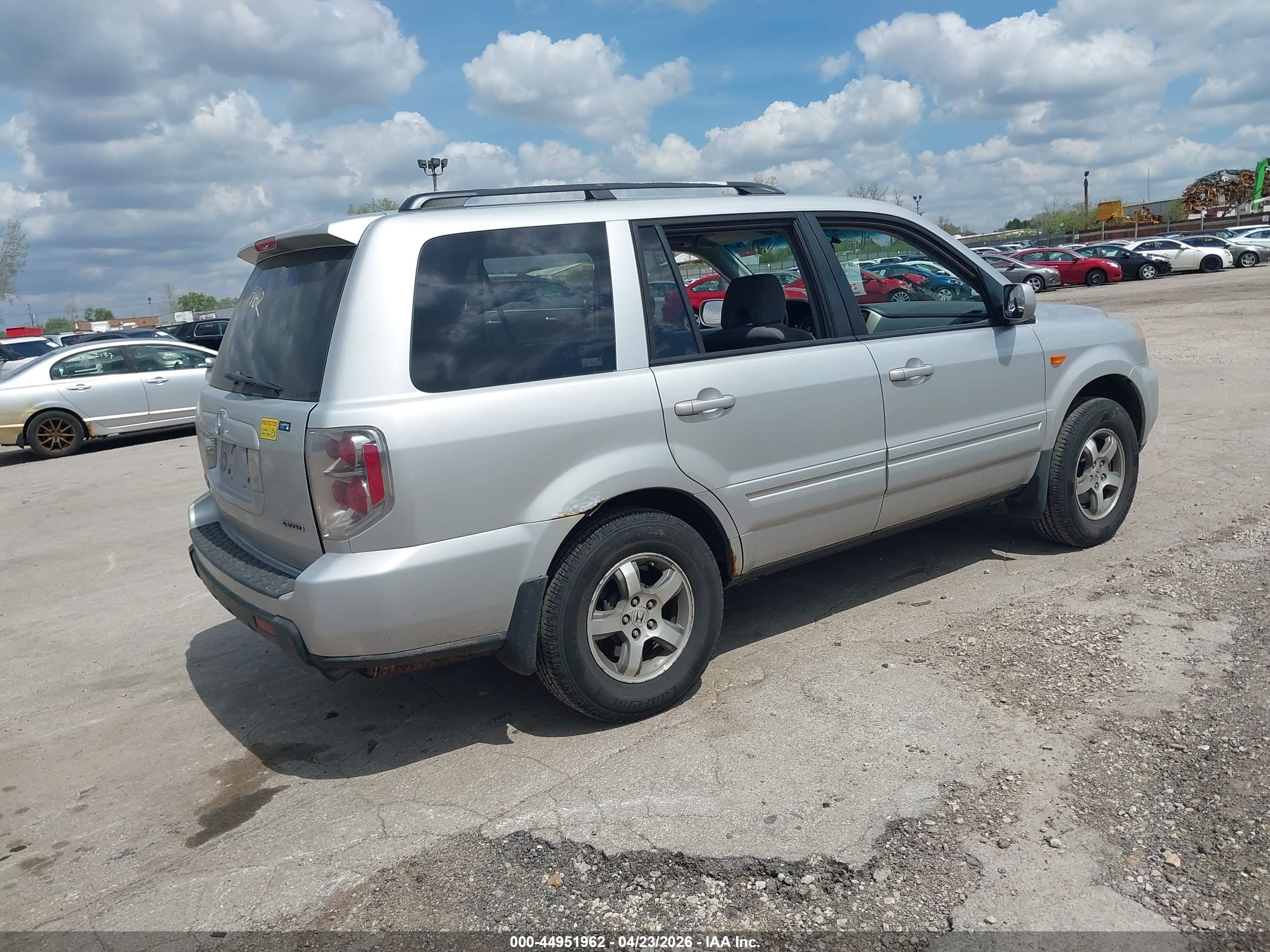 HONDA PILOT image 4