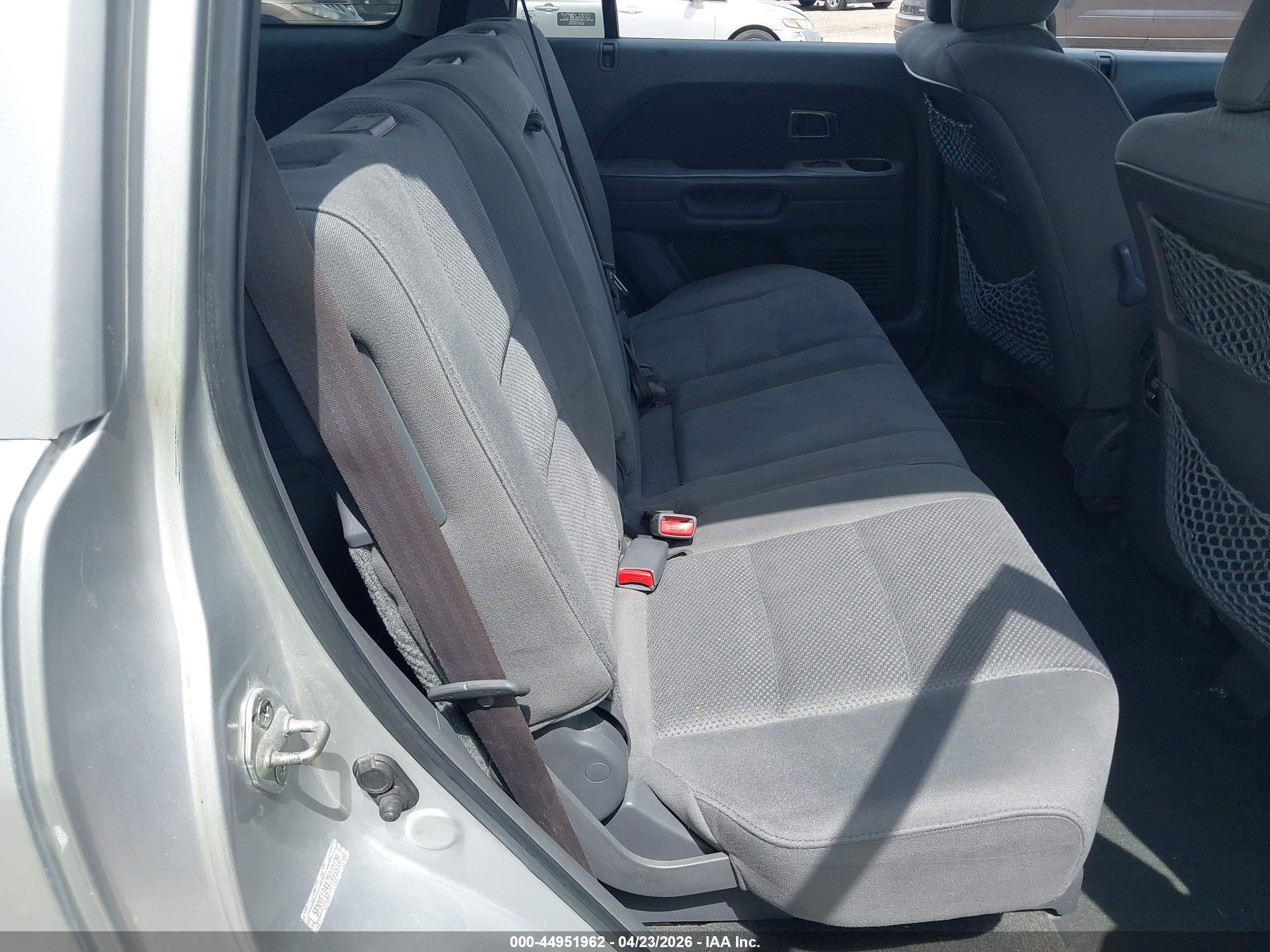 HONDA PILOT image 8
