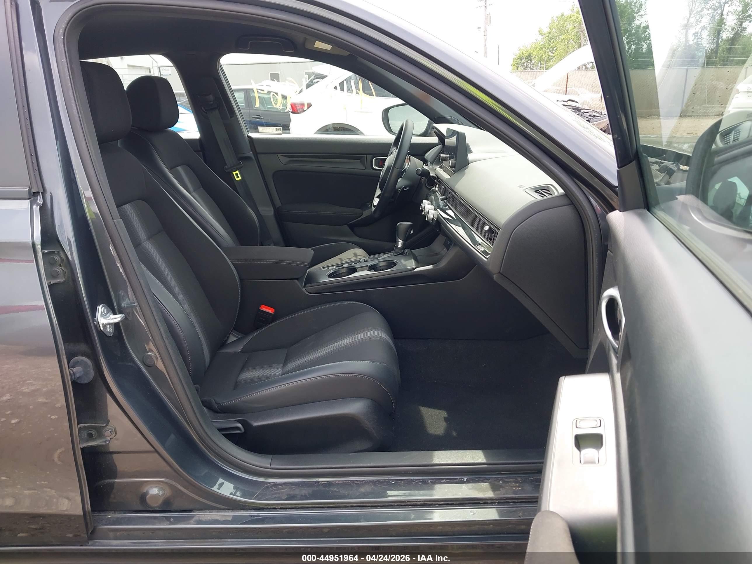 HONDA CIVIC image 5