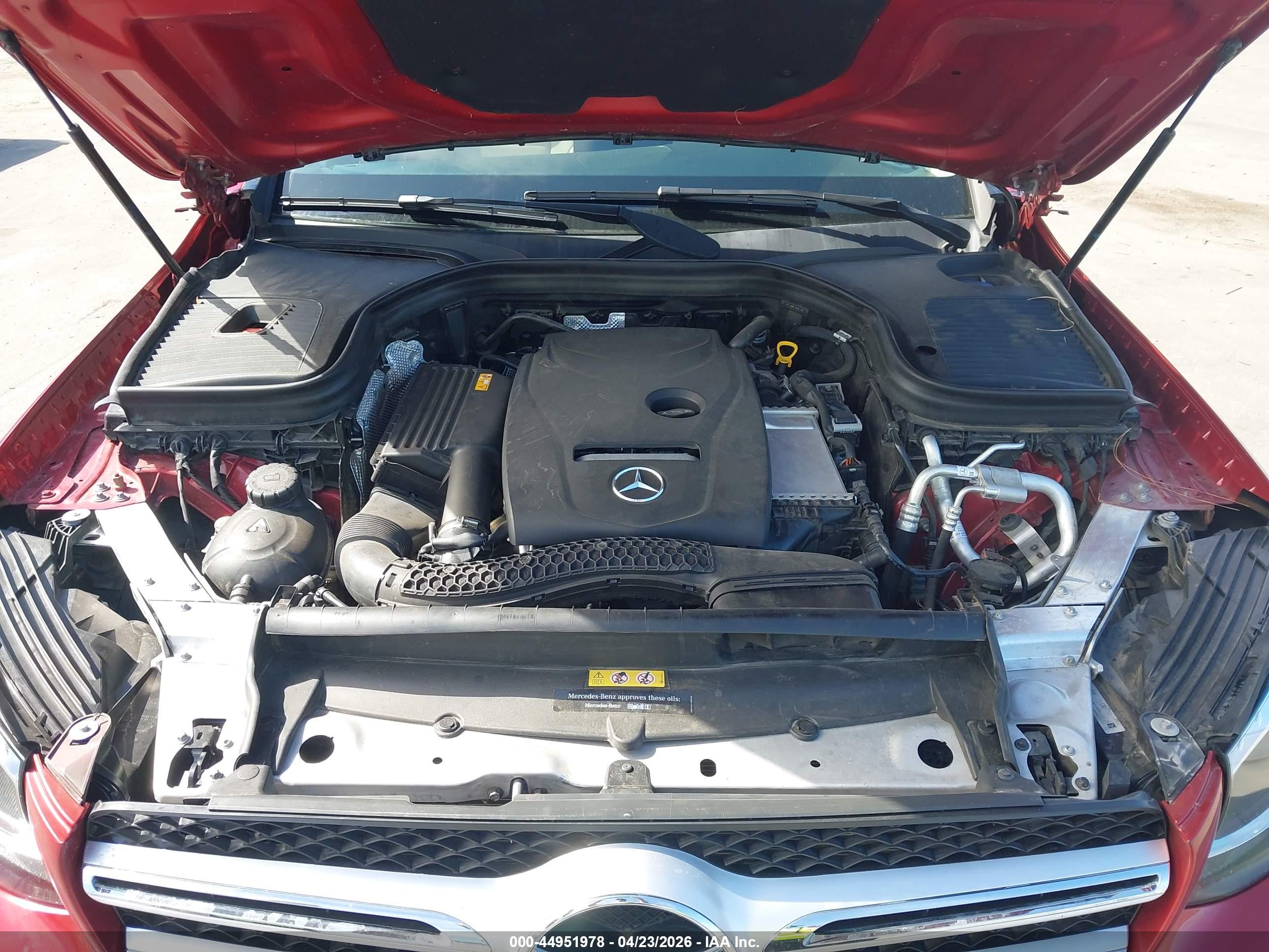 MERCEDES-BENZ GLC image 10