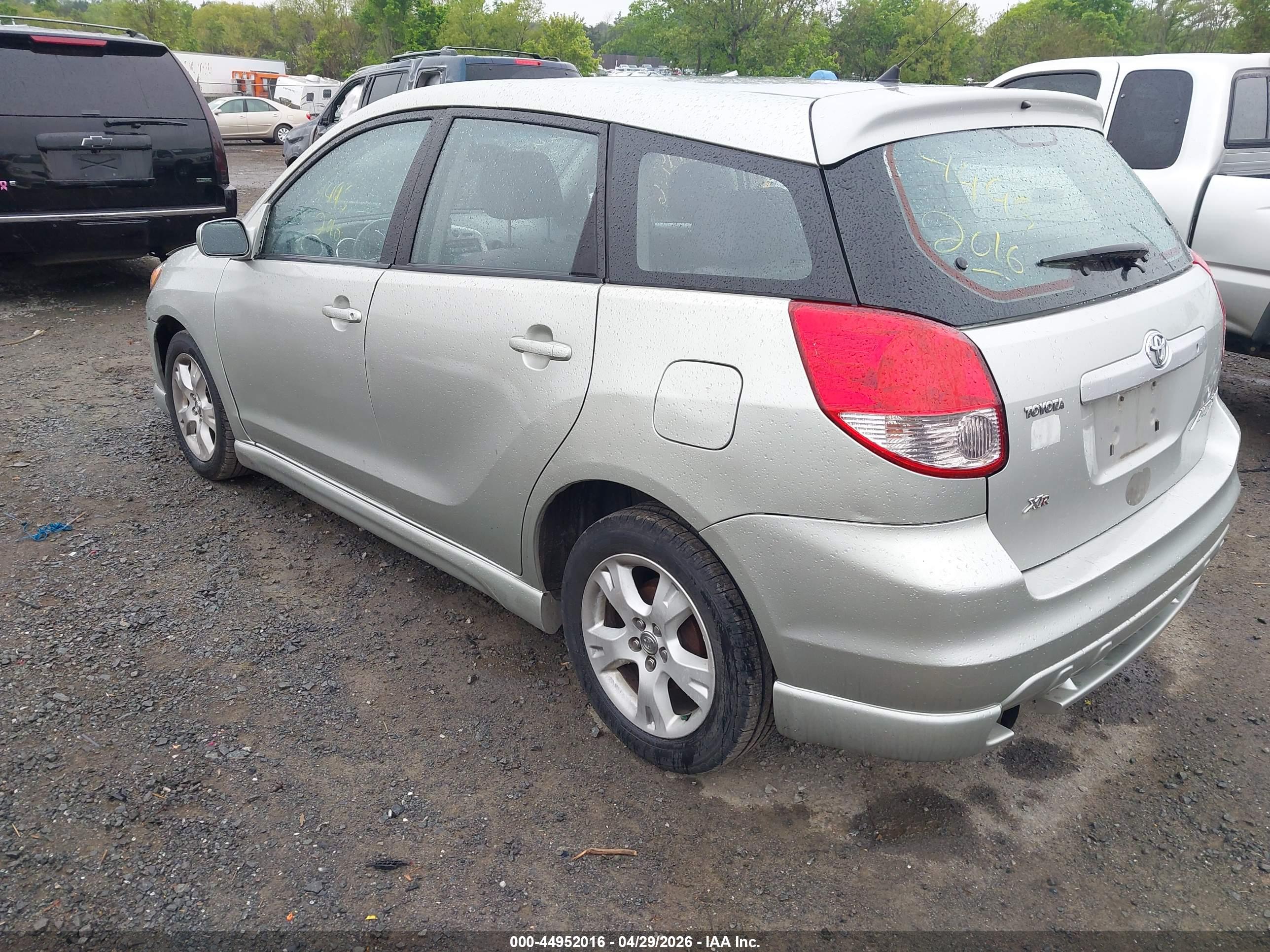 TOYOTA MATRIX image 3