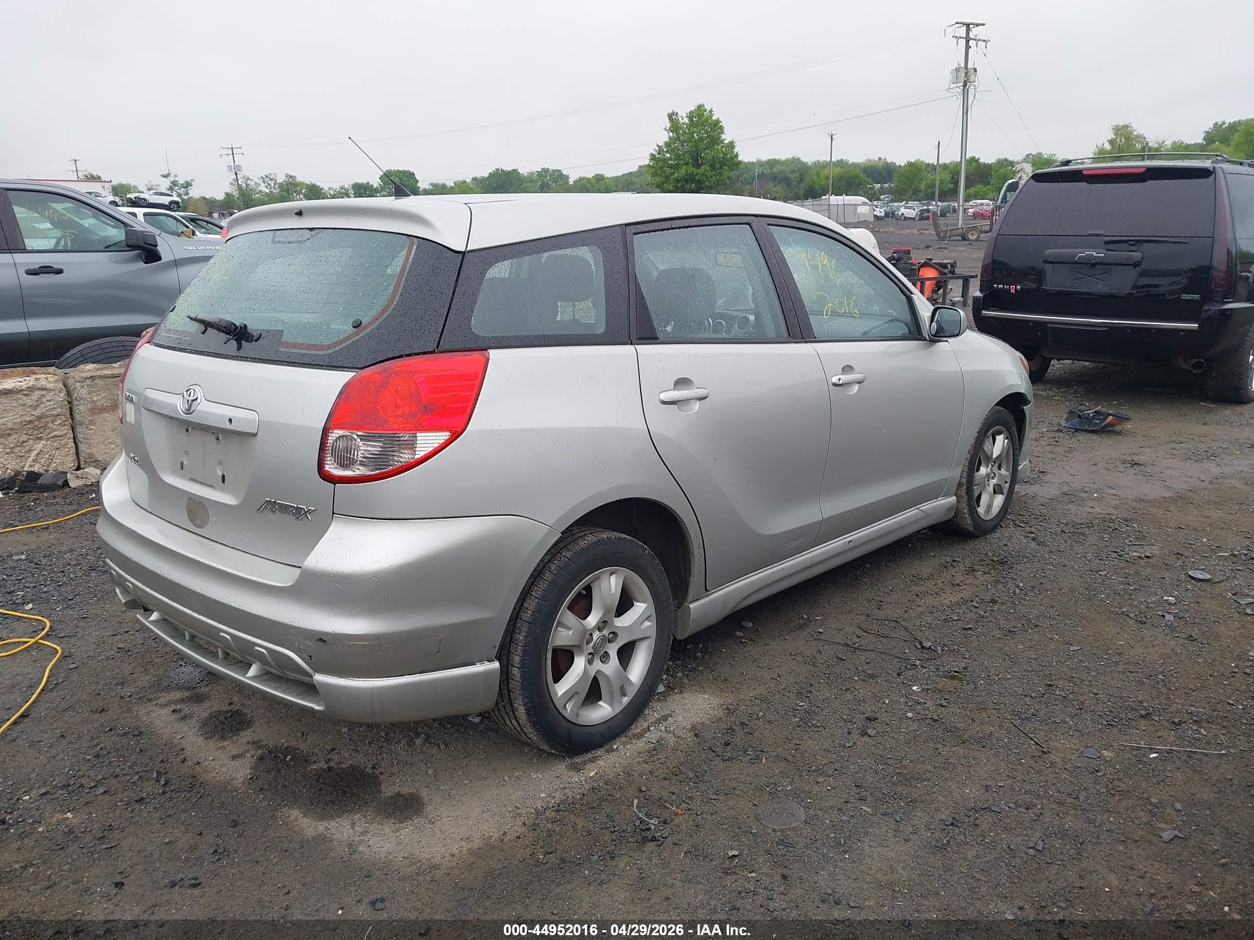 TOYOTA MATRIX image 4