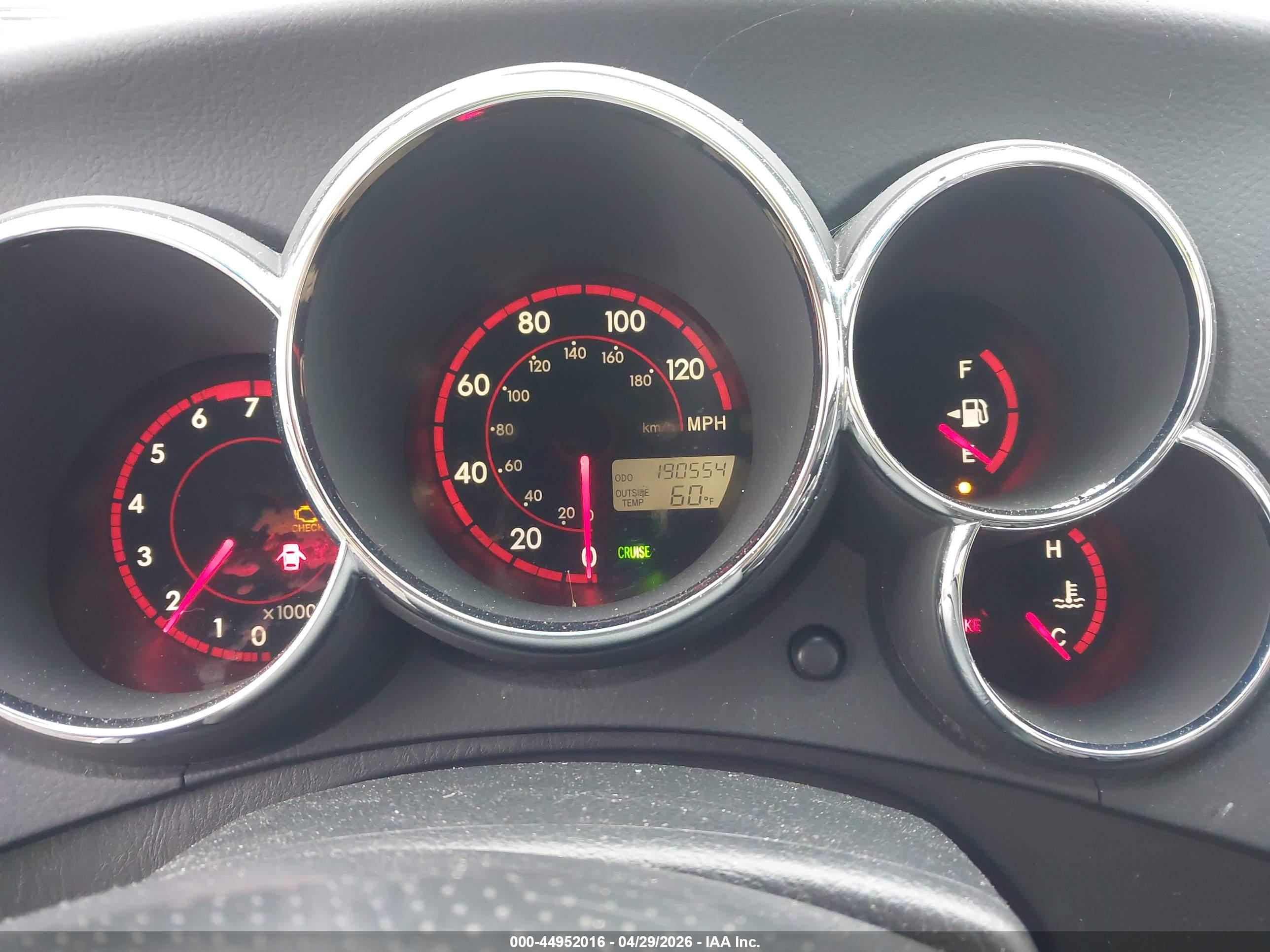 TOYOTA MATRIX image 7