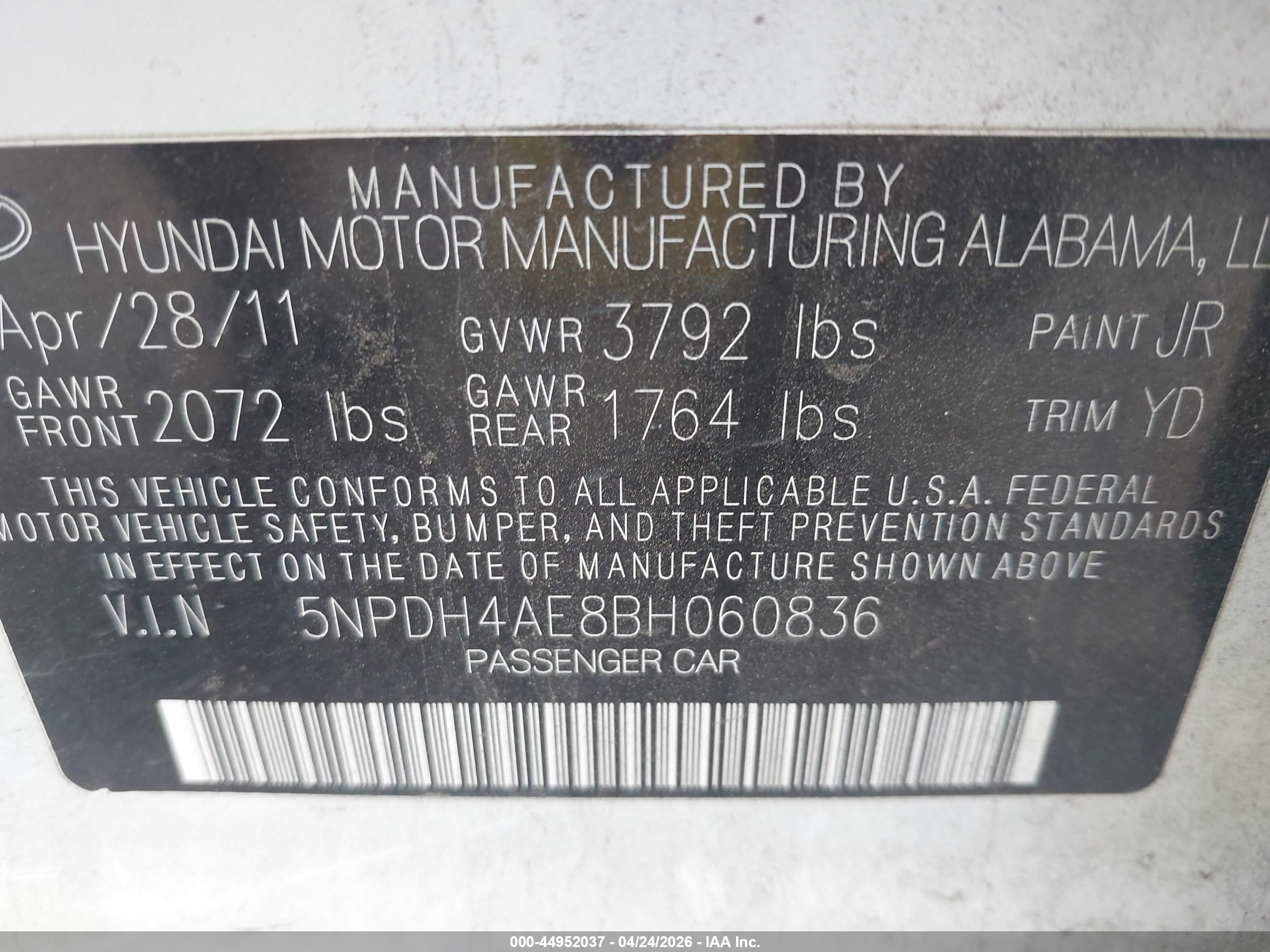 HYUNDAI ELANTRA image 9