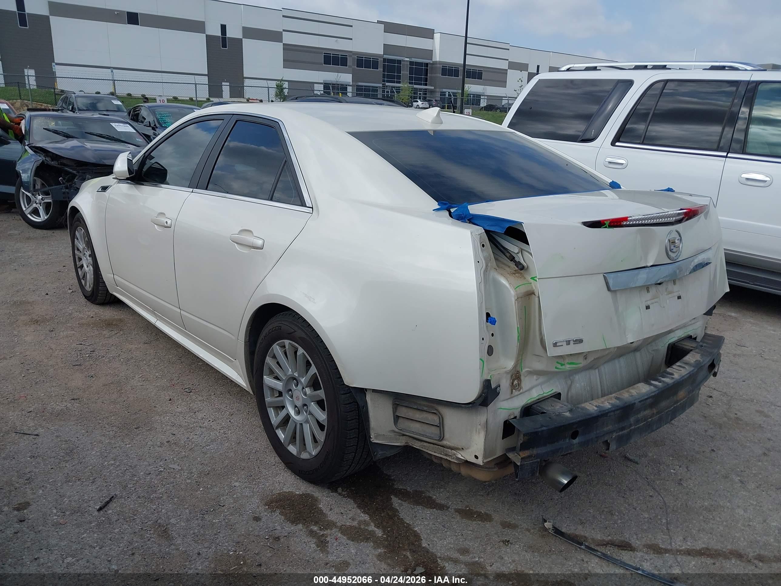 CADILLAC CTS image 3
