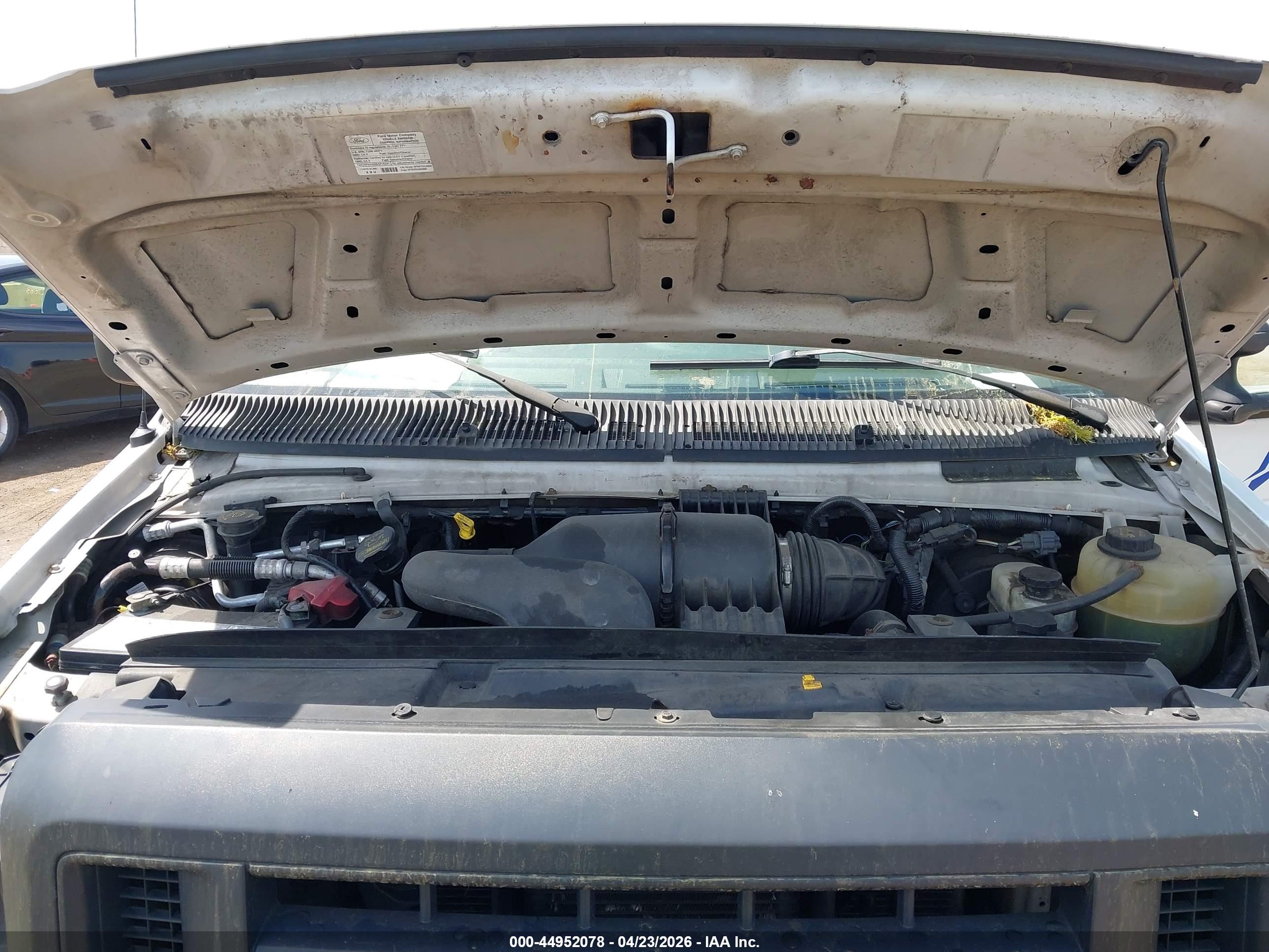 FORD E-250 image 10