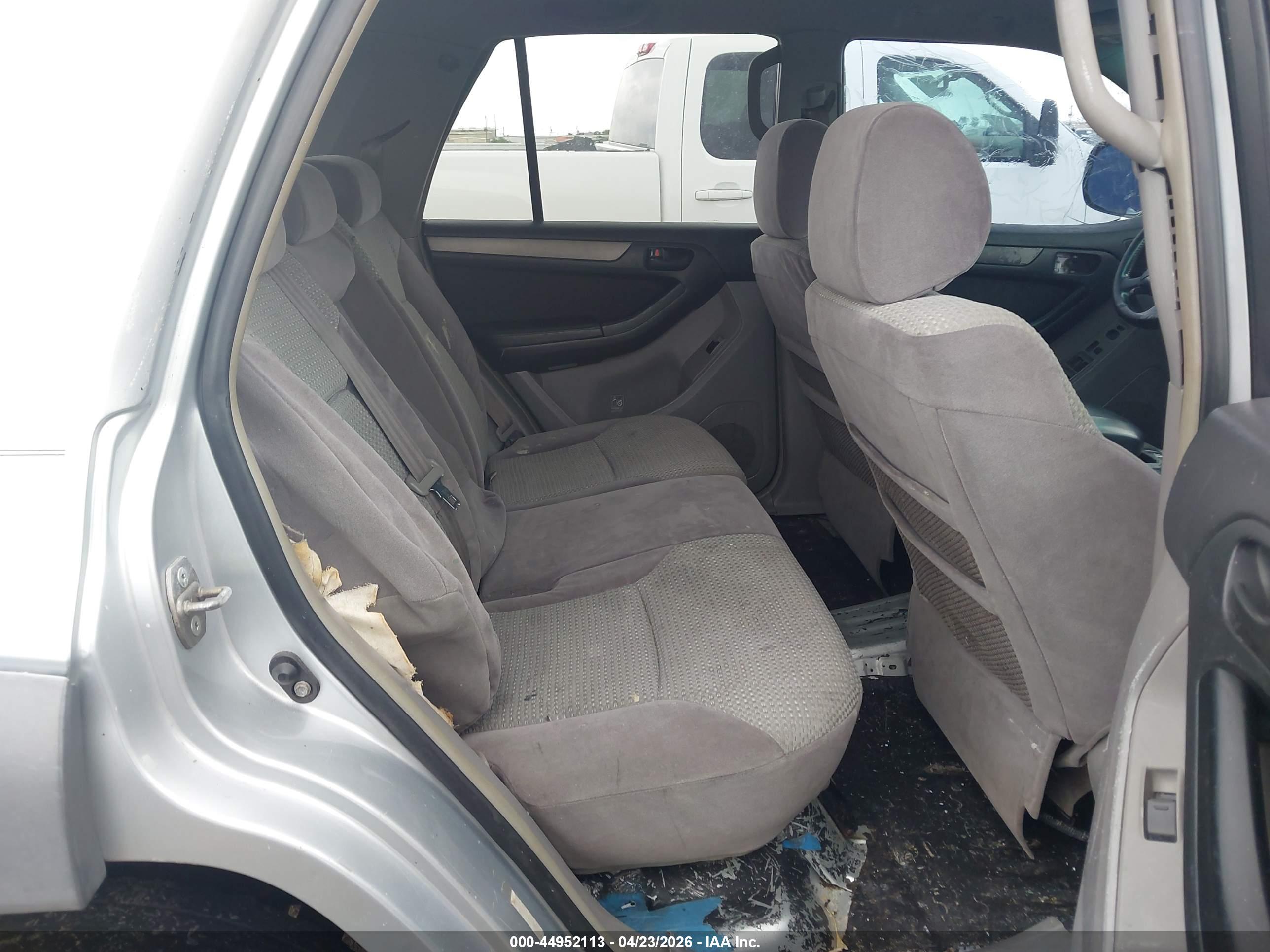 TOYOTA 4RUNNER image 8