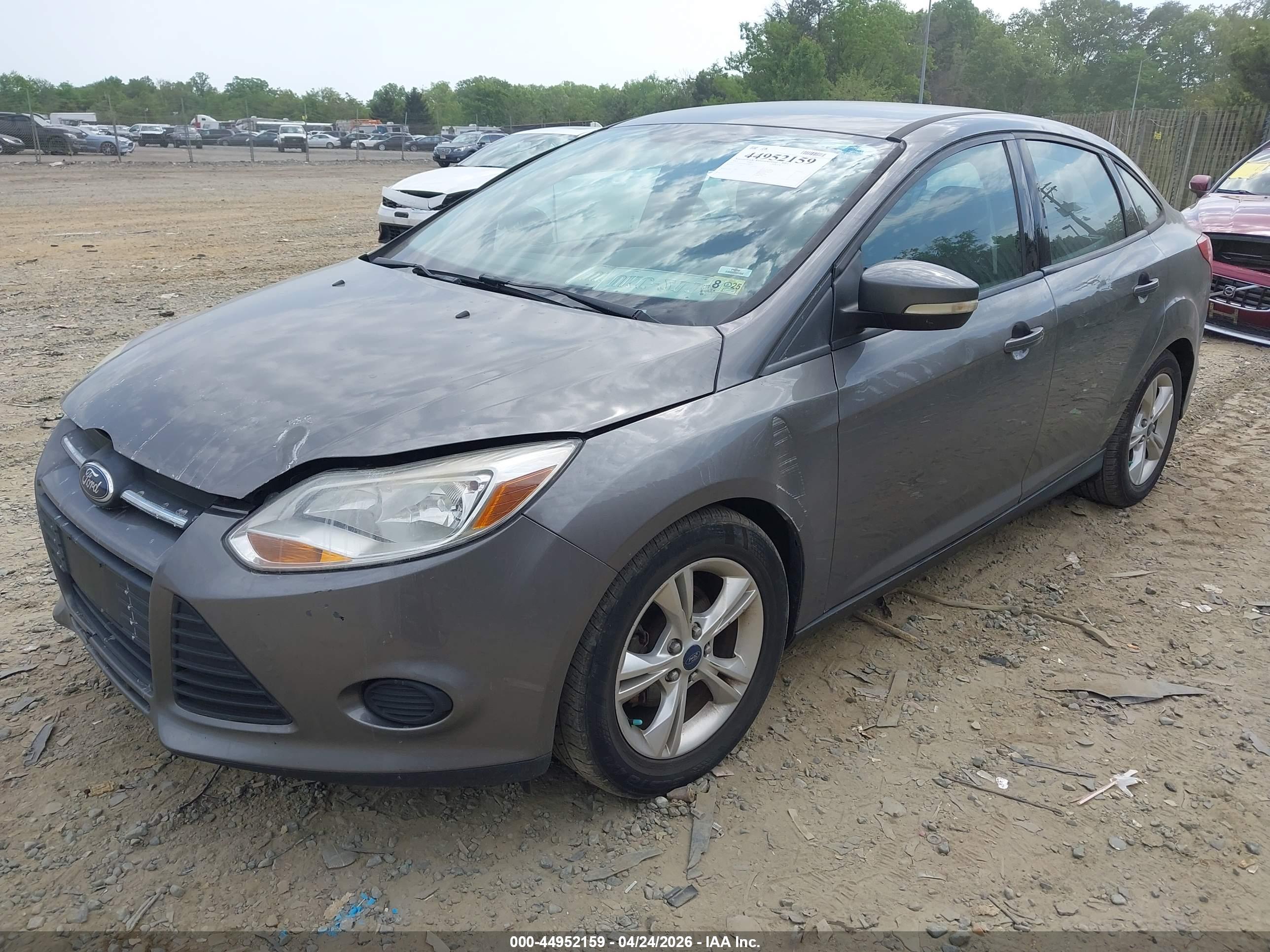 FORD FOCUS image 2