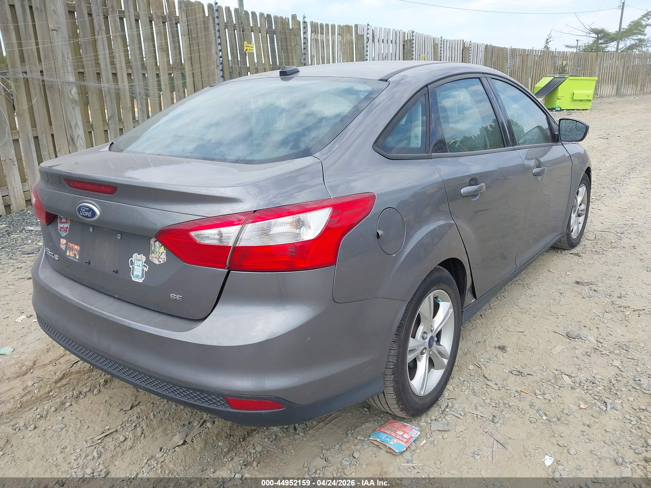 FORD FOCUS image 4