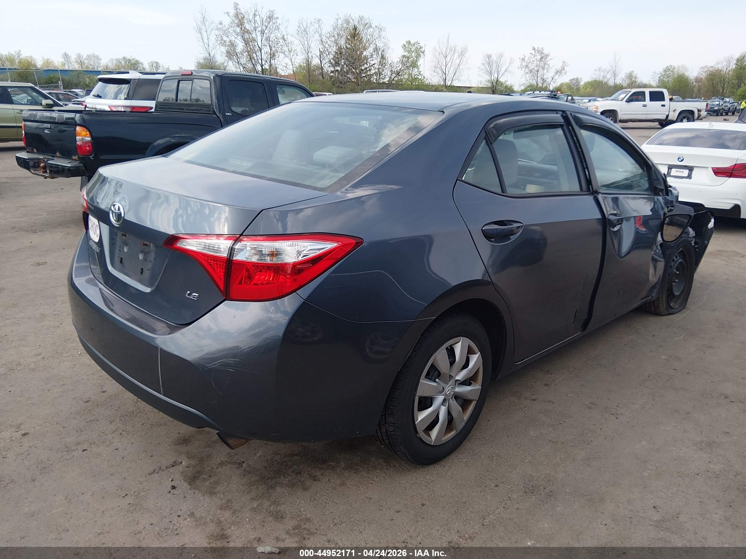 TOYOTA COROLLA image 4