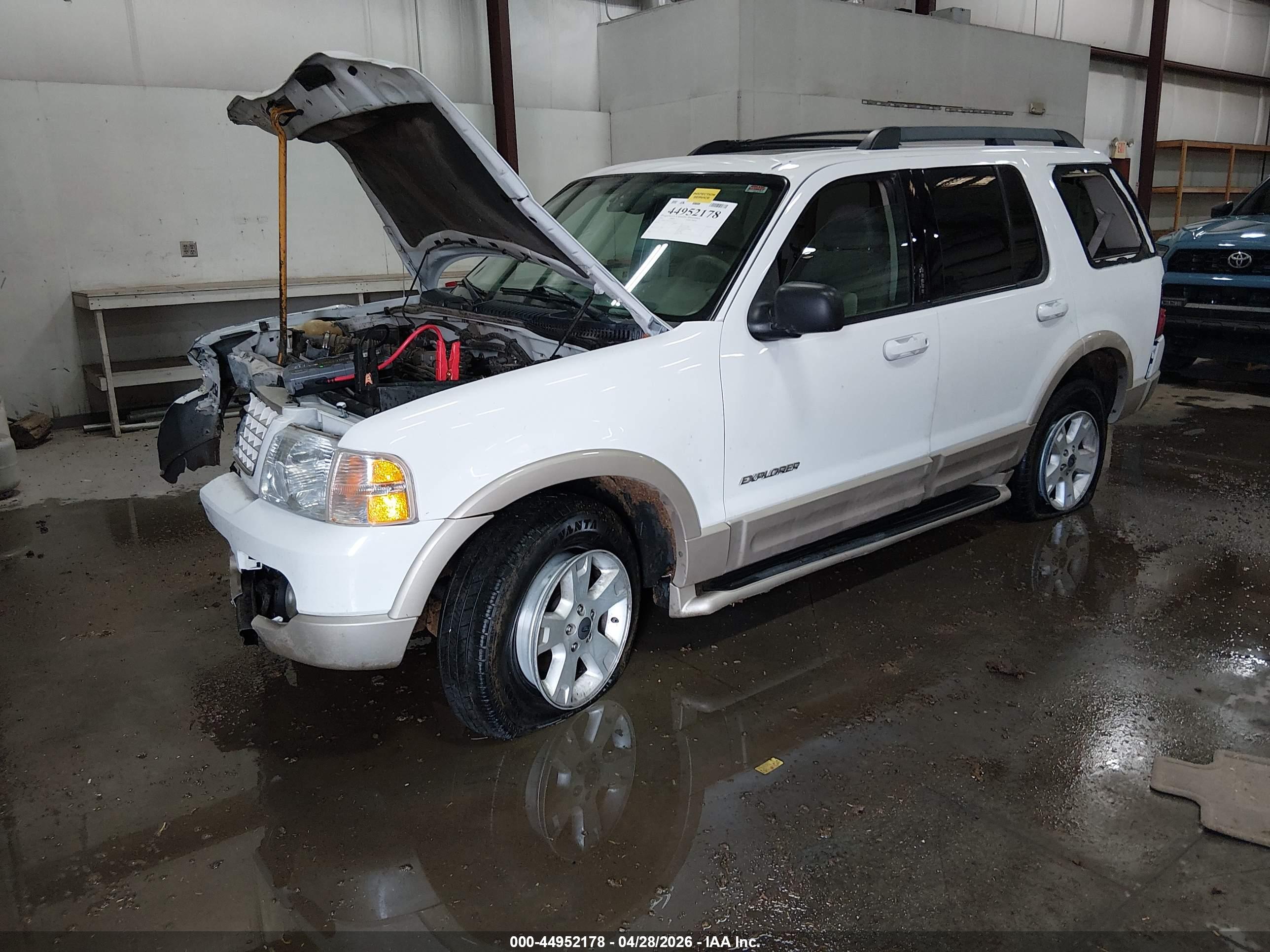 FORD EXPLORER image 2
