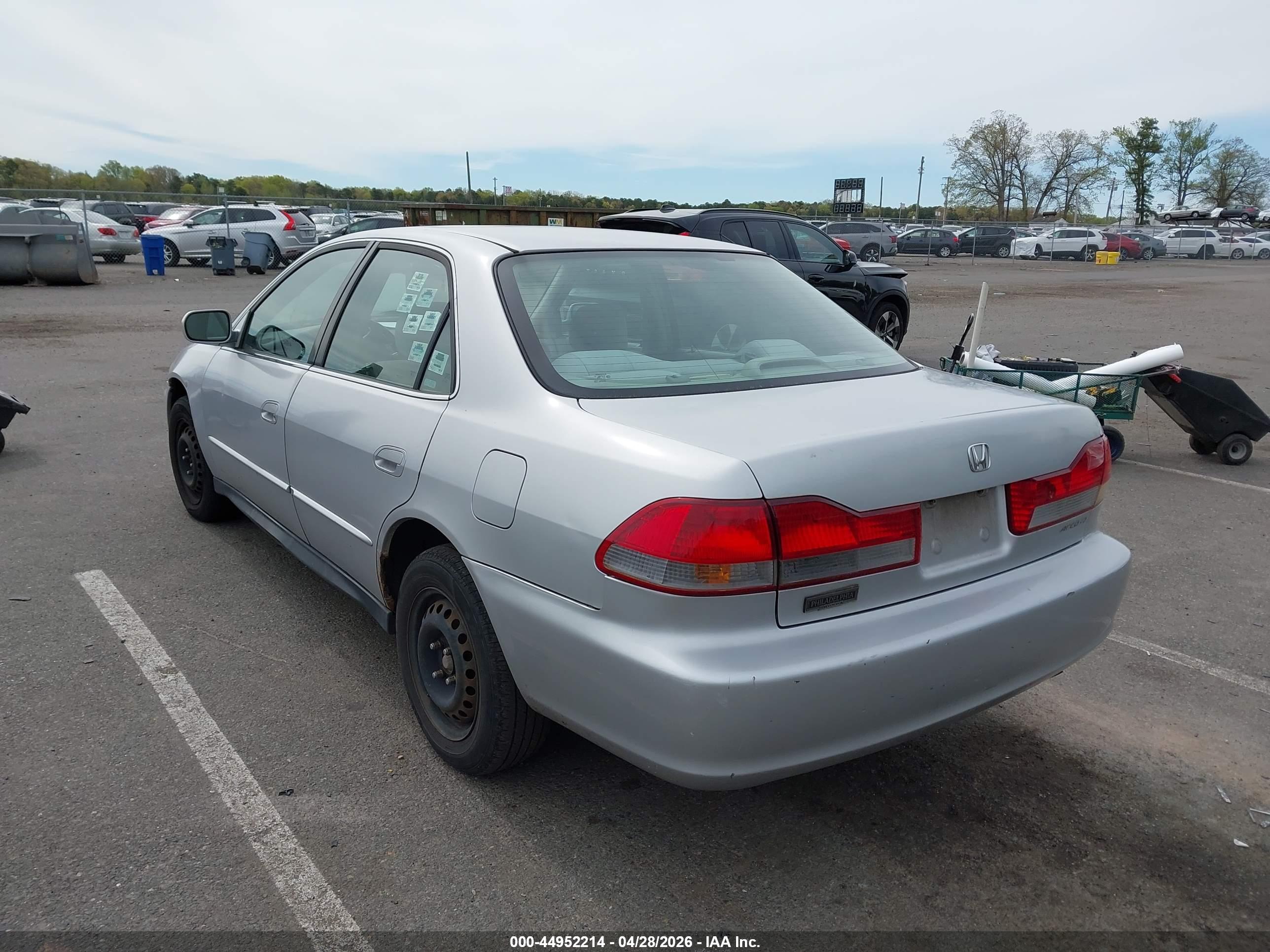 HONDA ACCORD image 3
