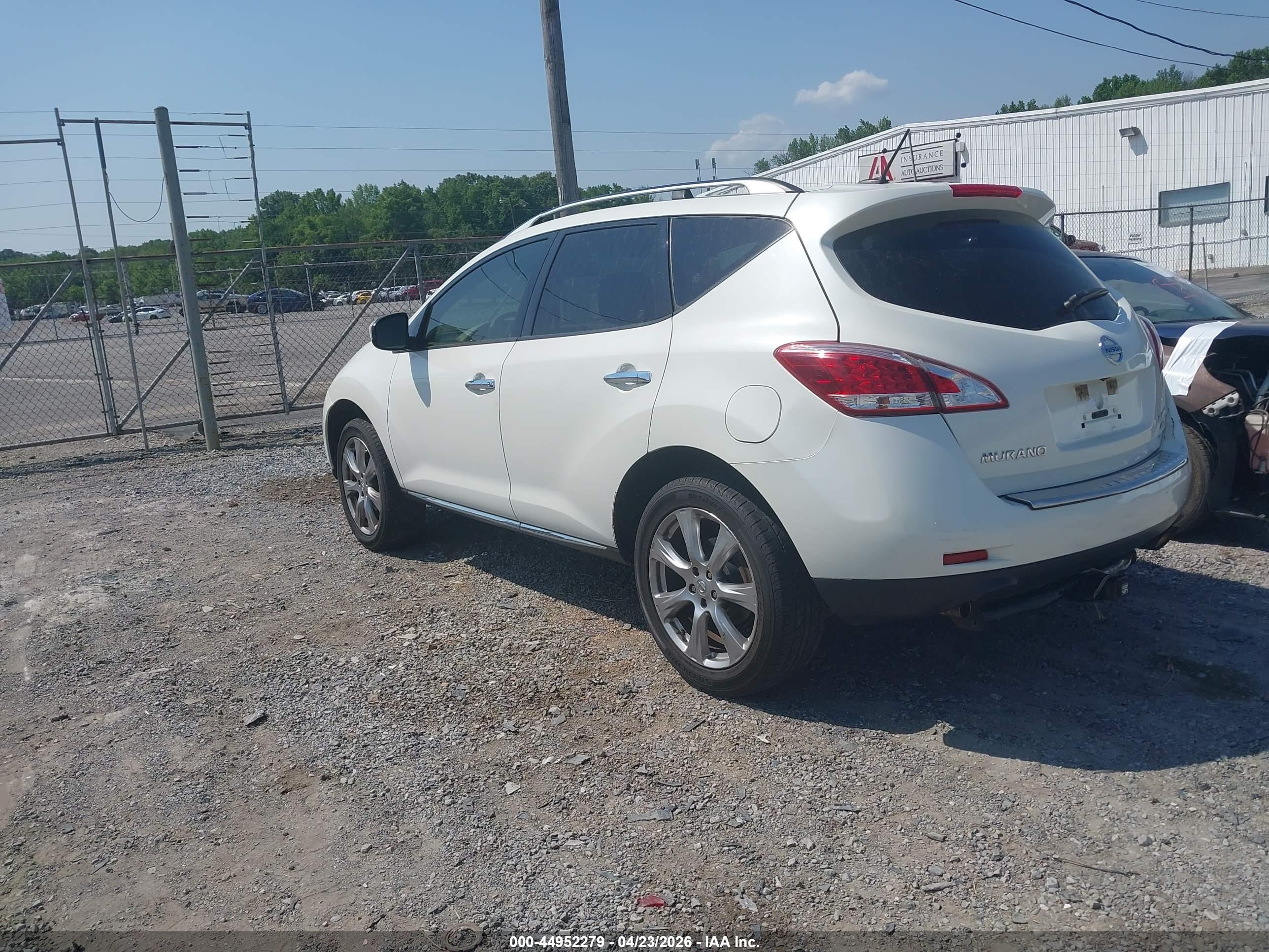 NISSAN MURANO image 3