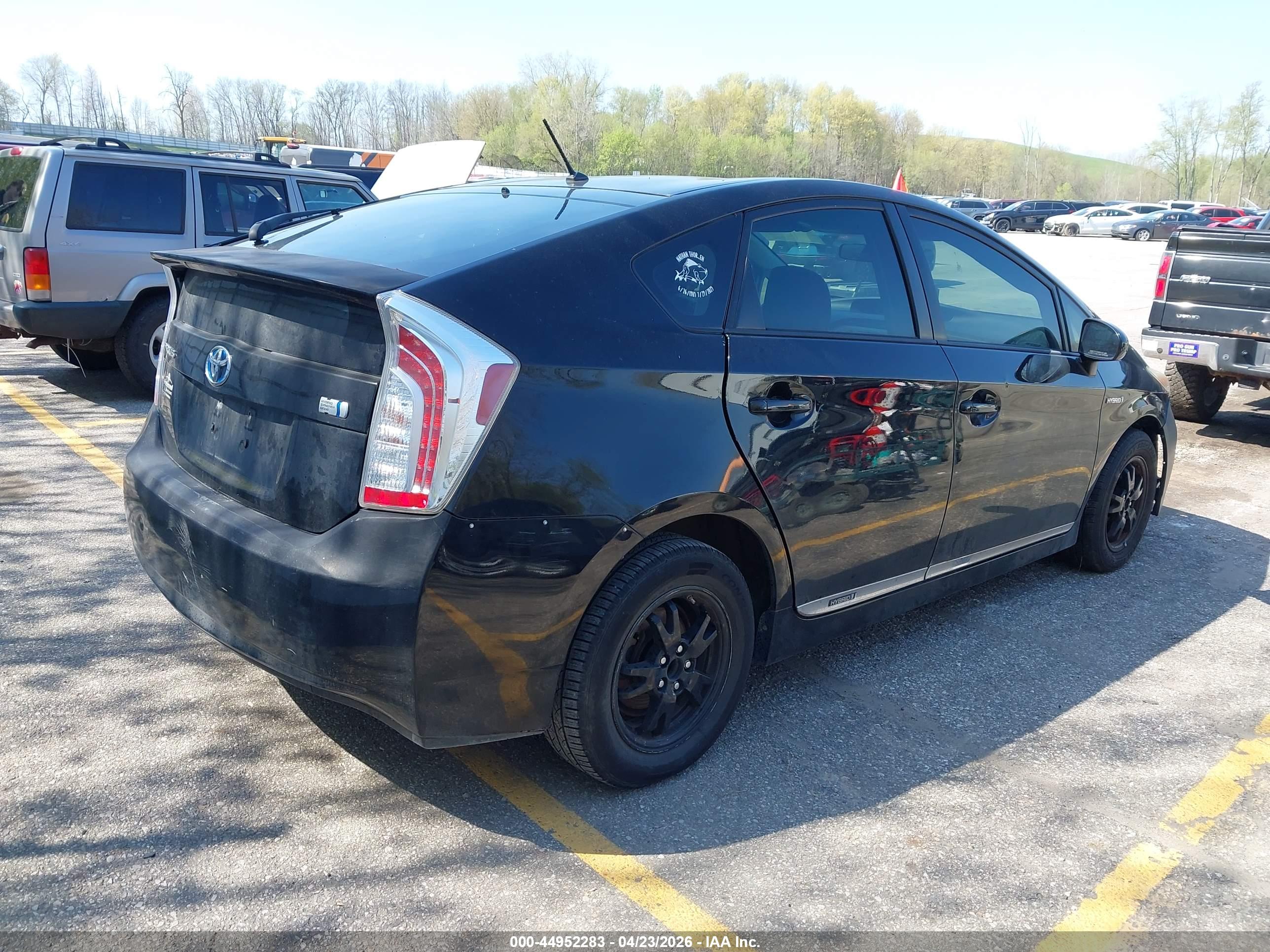 TOYOTA PRIUS image 4