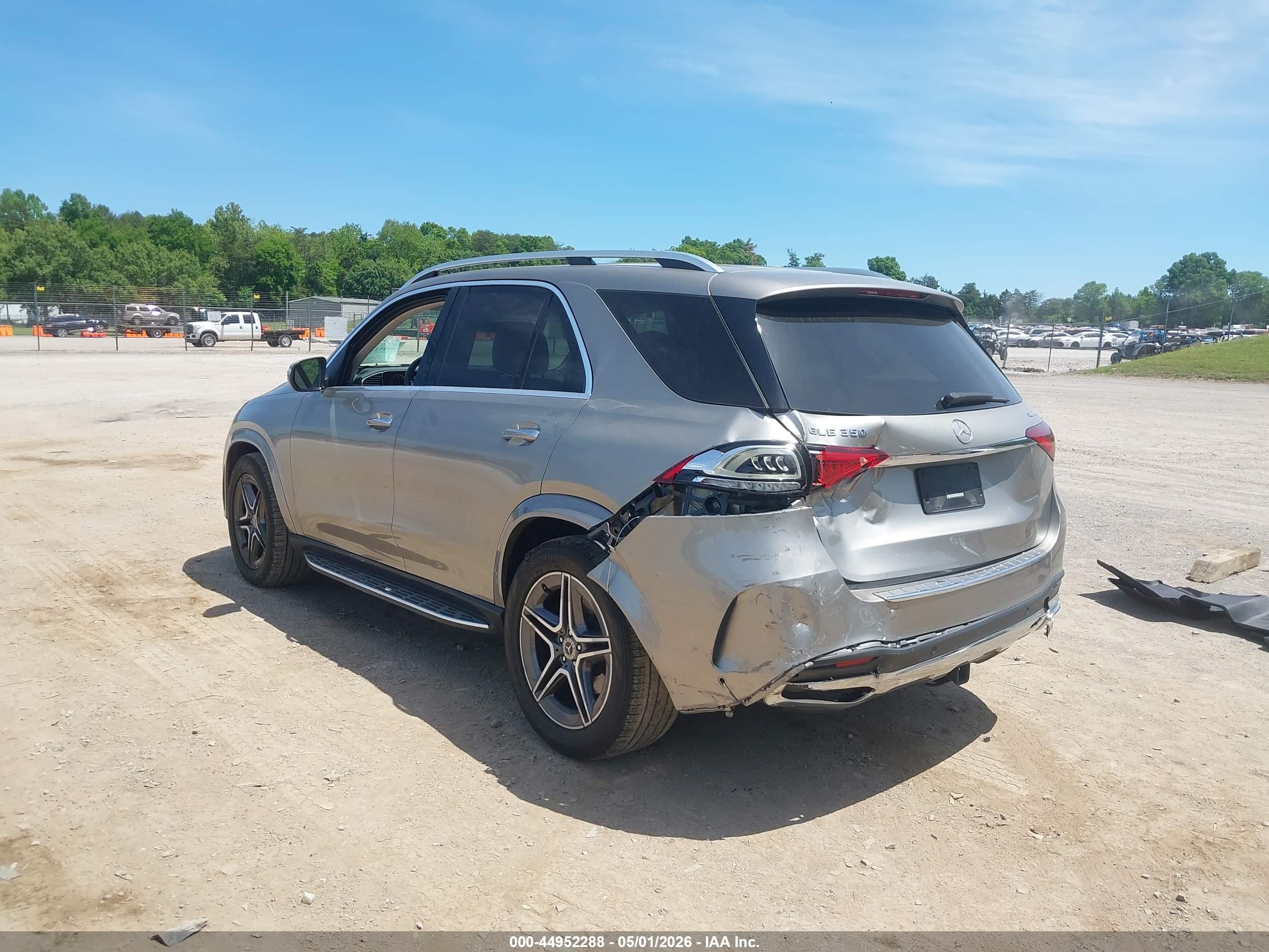 MERCEDES-BENZ GLE image 3