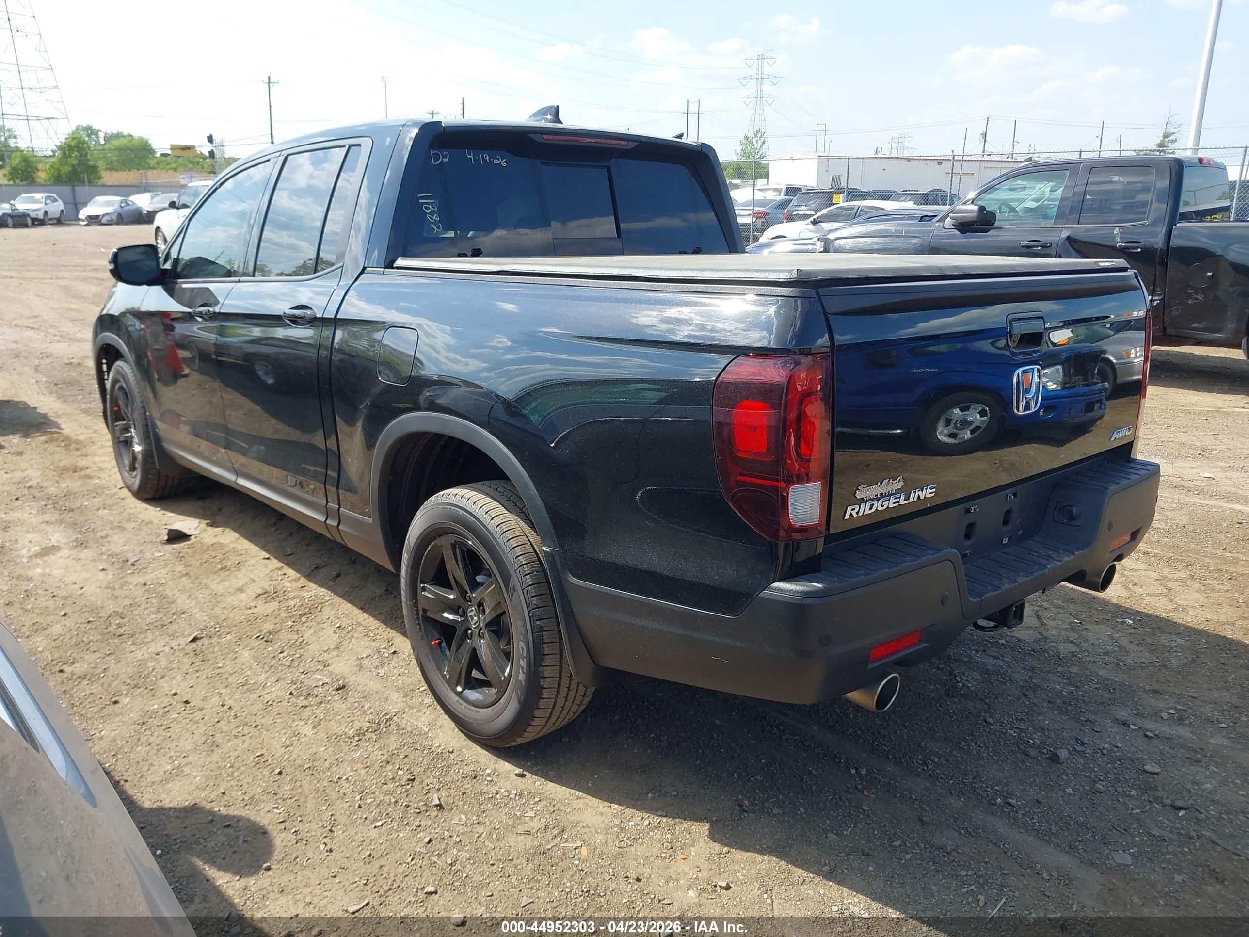 HONDA RIDGELINE image 3
