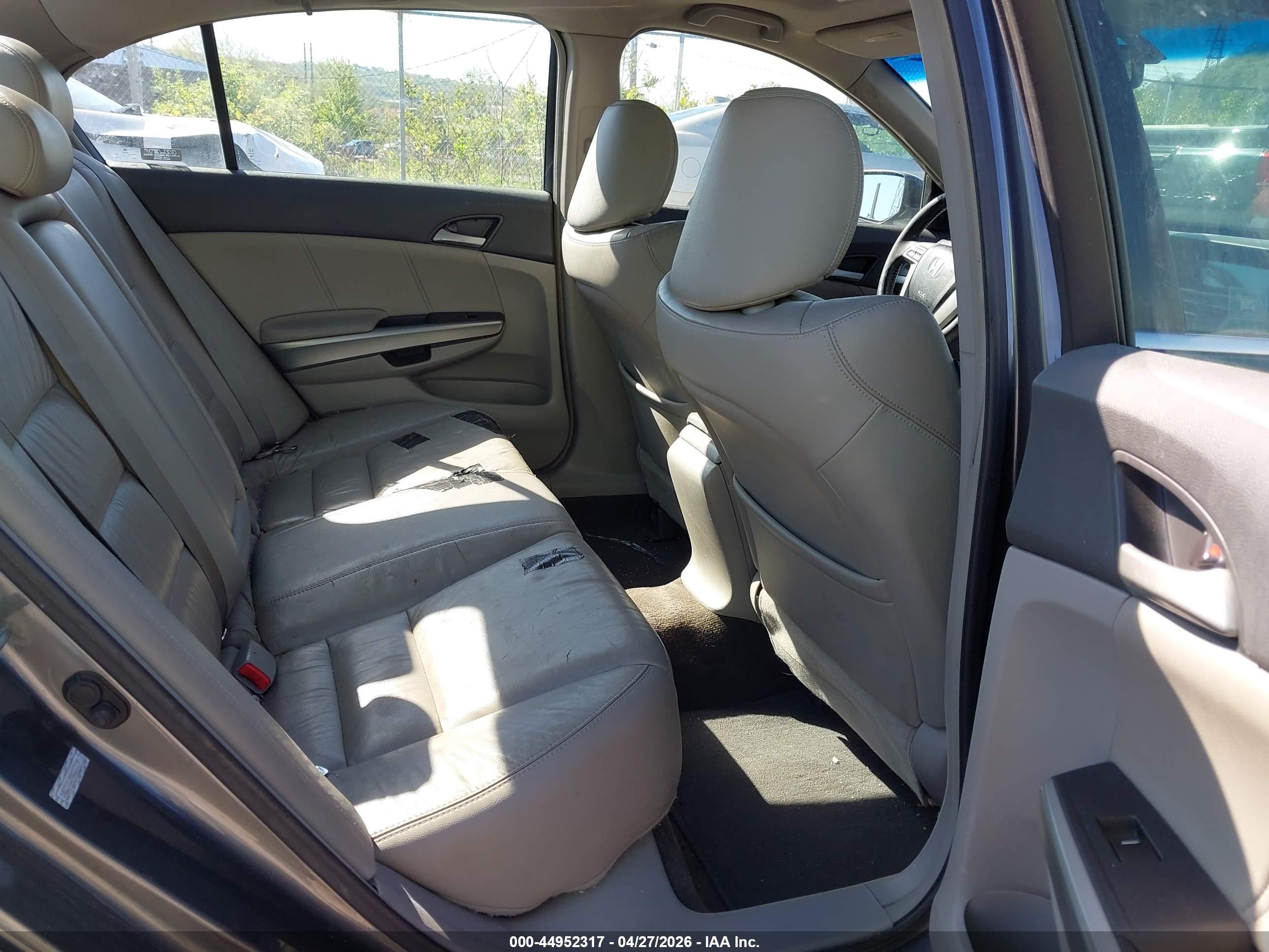 HONDA ACCORD image 8