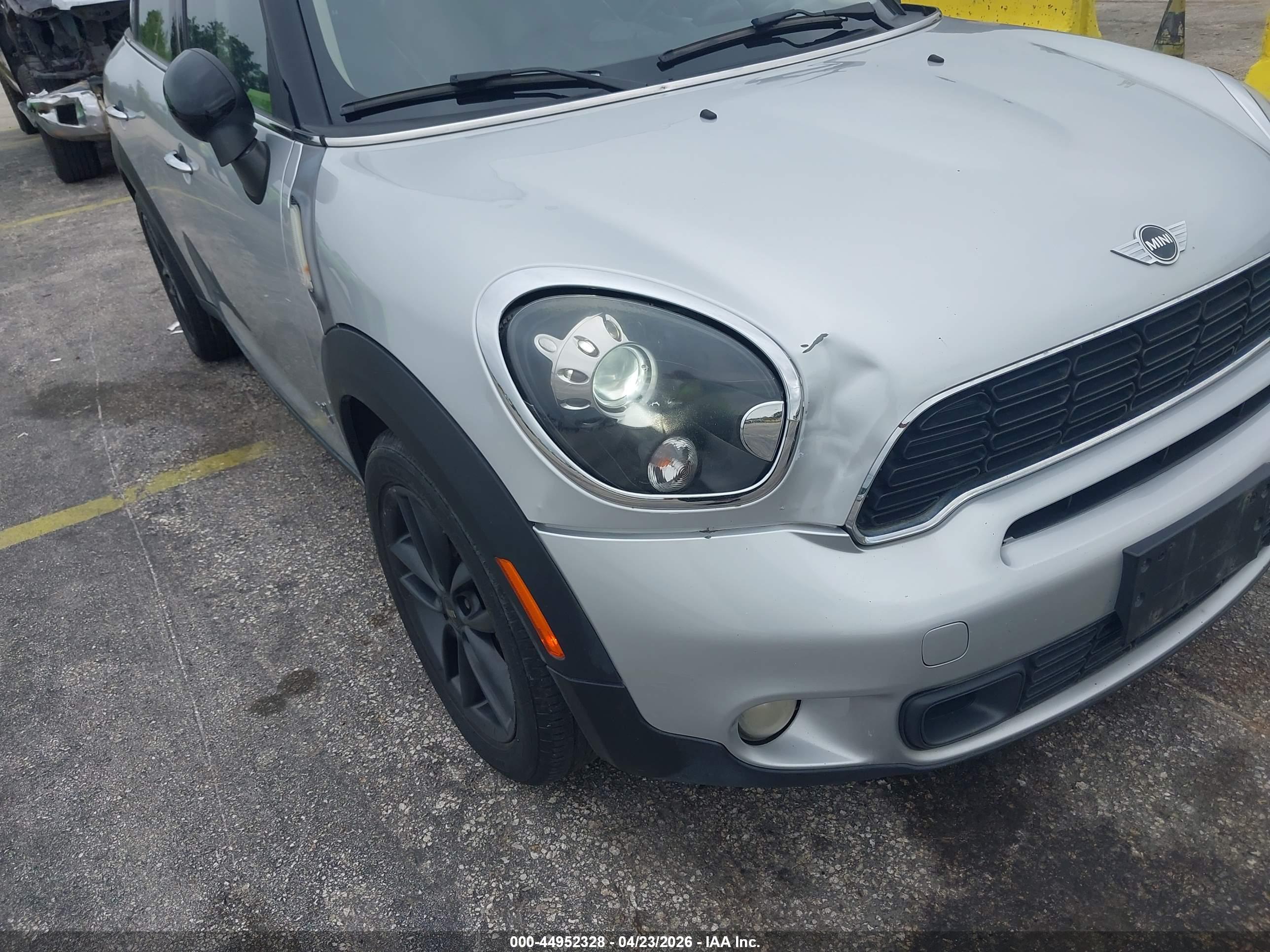 MINI COUNTRYMAN image 6