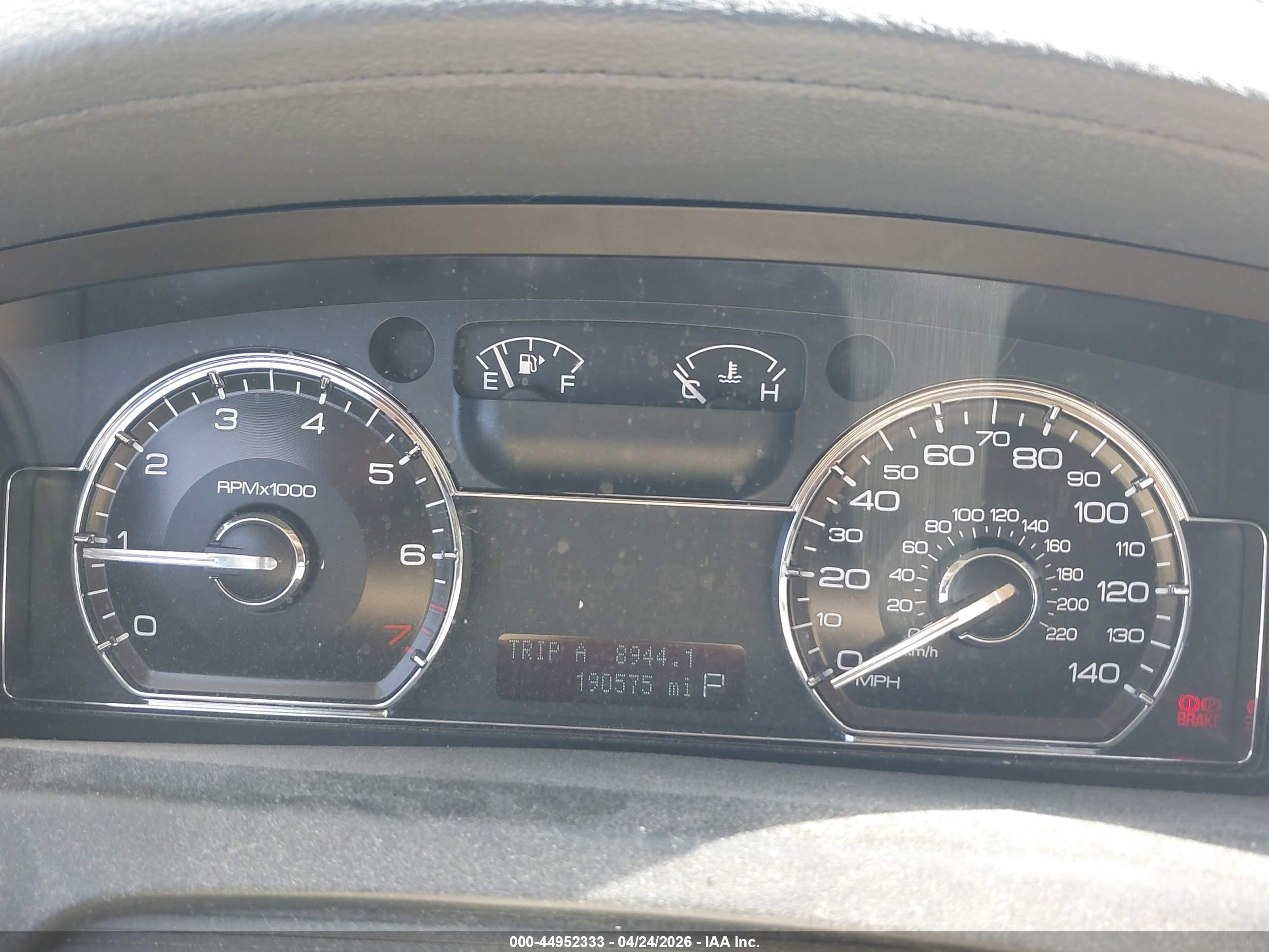 LINCOLN MKS image 7