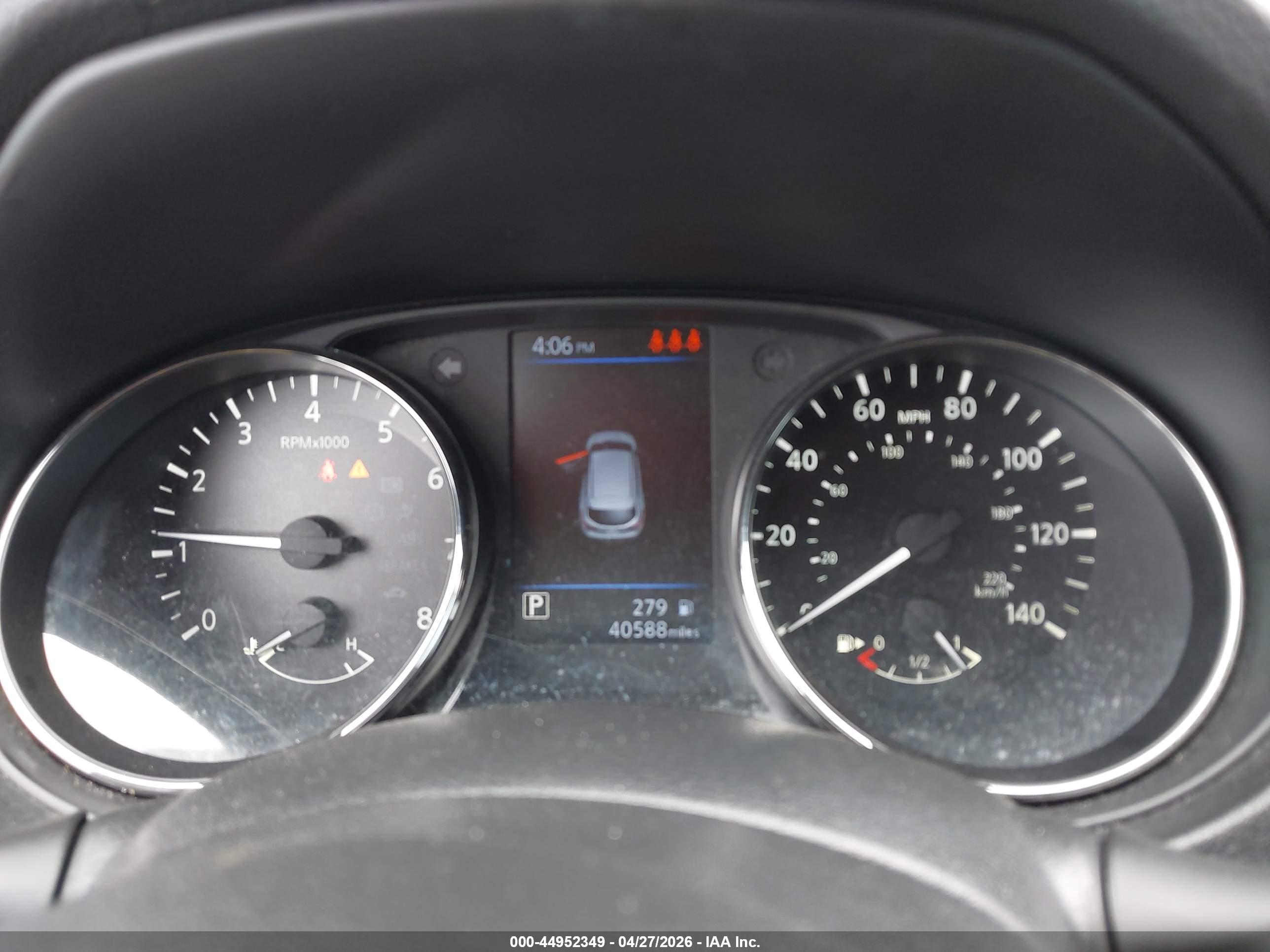 NISSAN ROGUE image 7