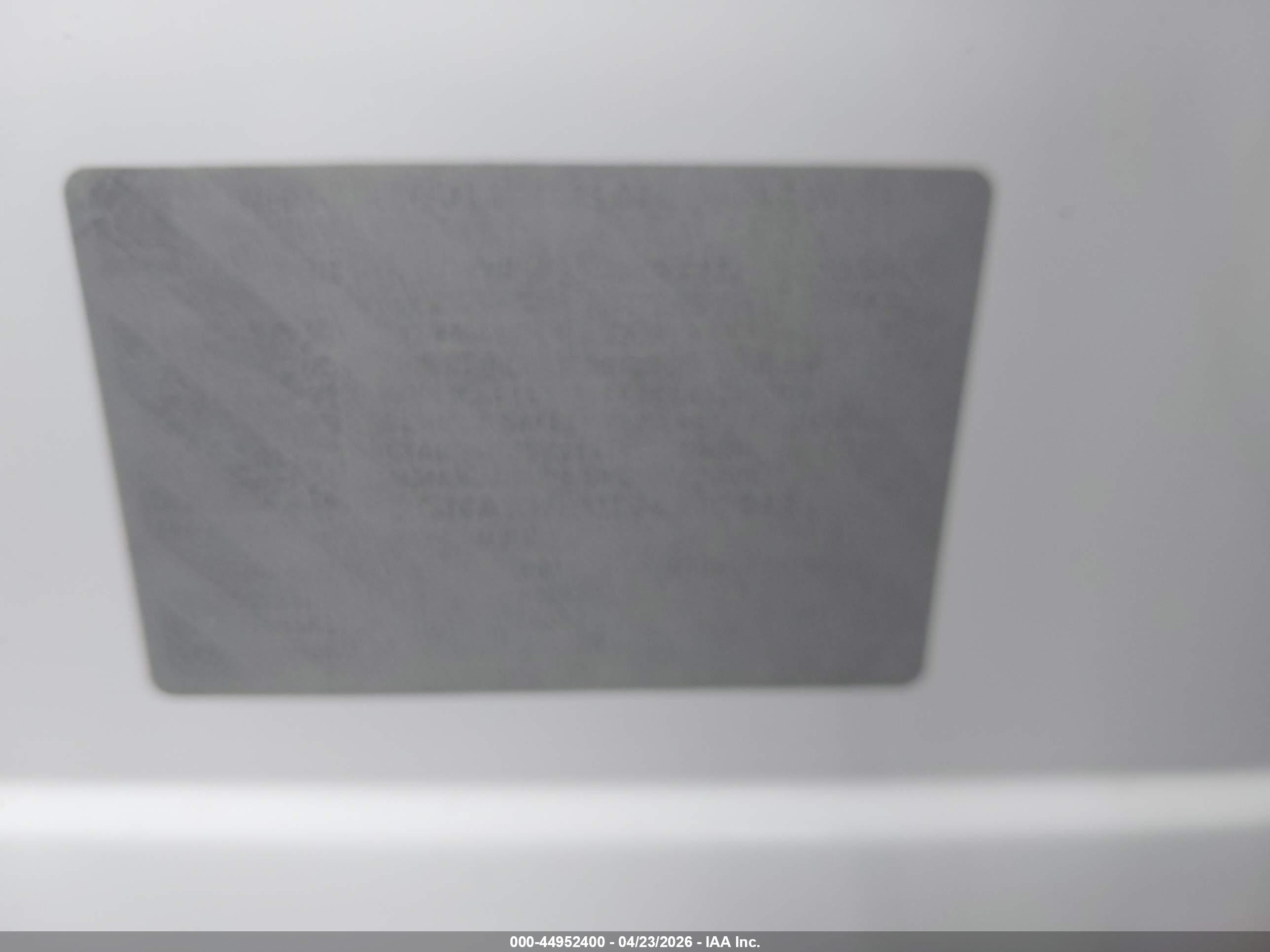 CHEVROLET EQUINOX image 9