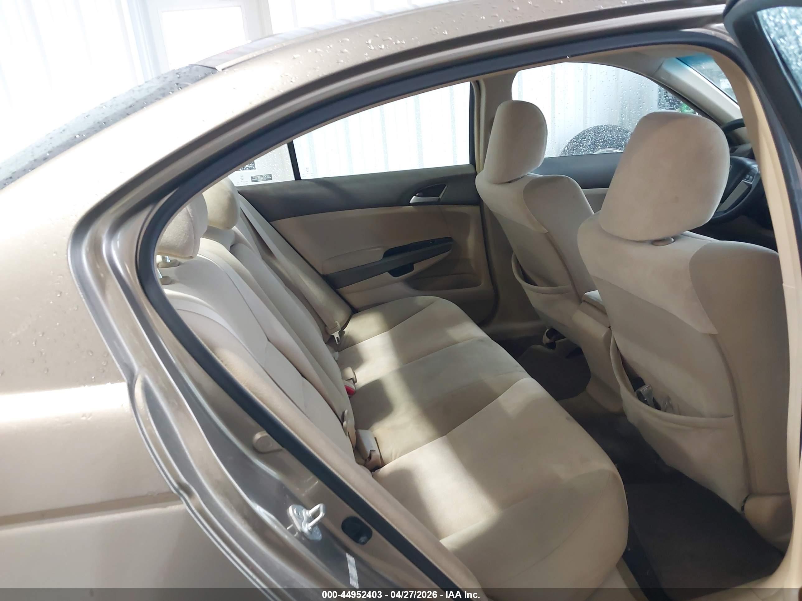 HONDA ACCORD image 8