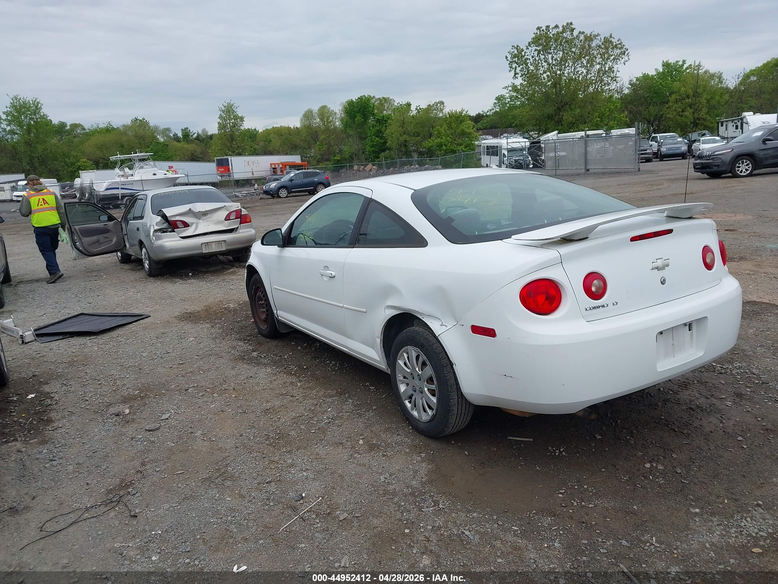 CHEVROLET COBALT image 3