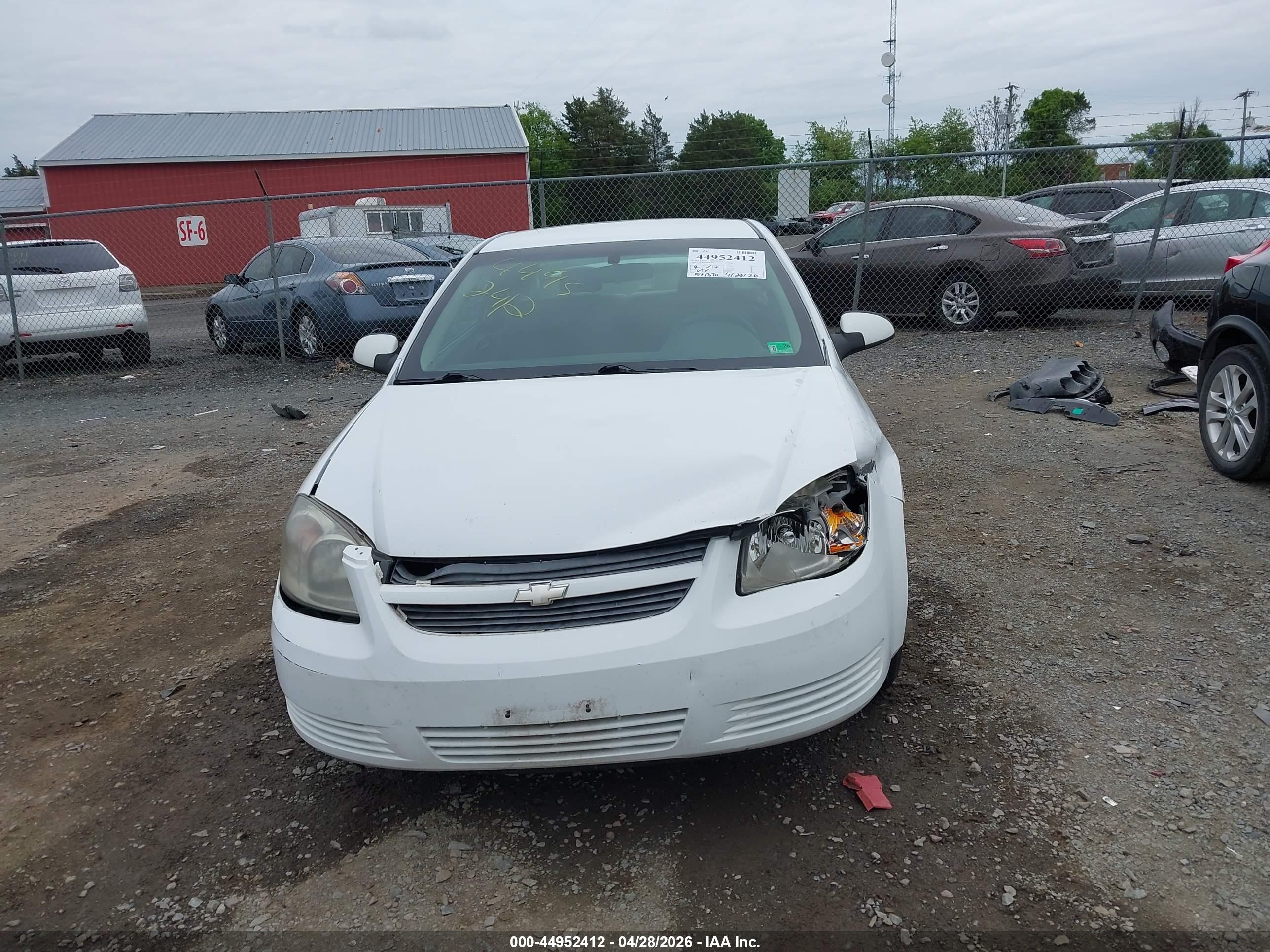 CHEVROLET COBALT image 6