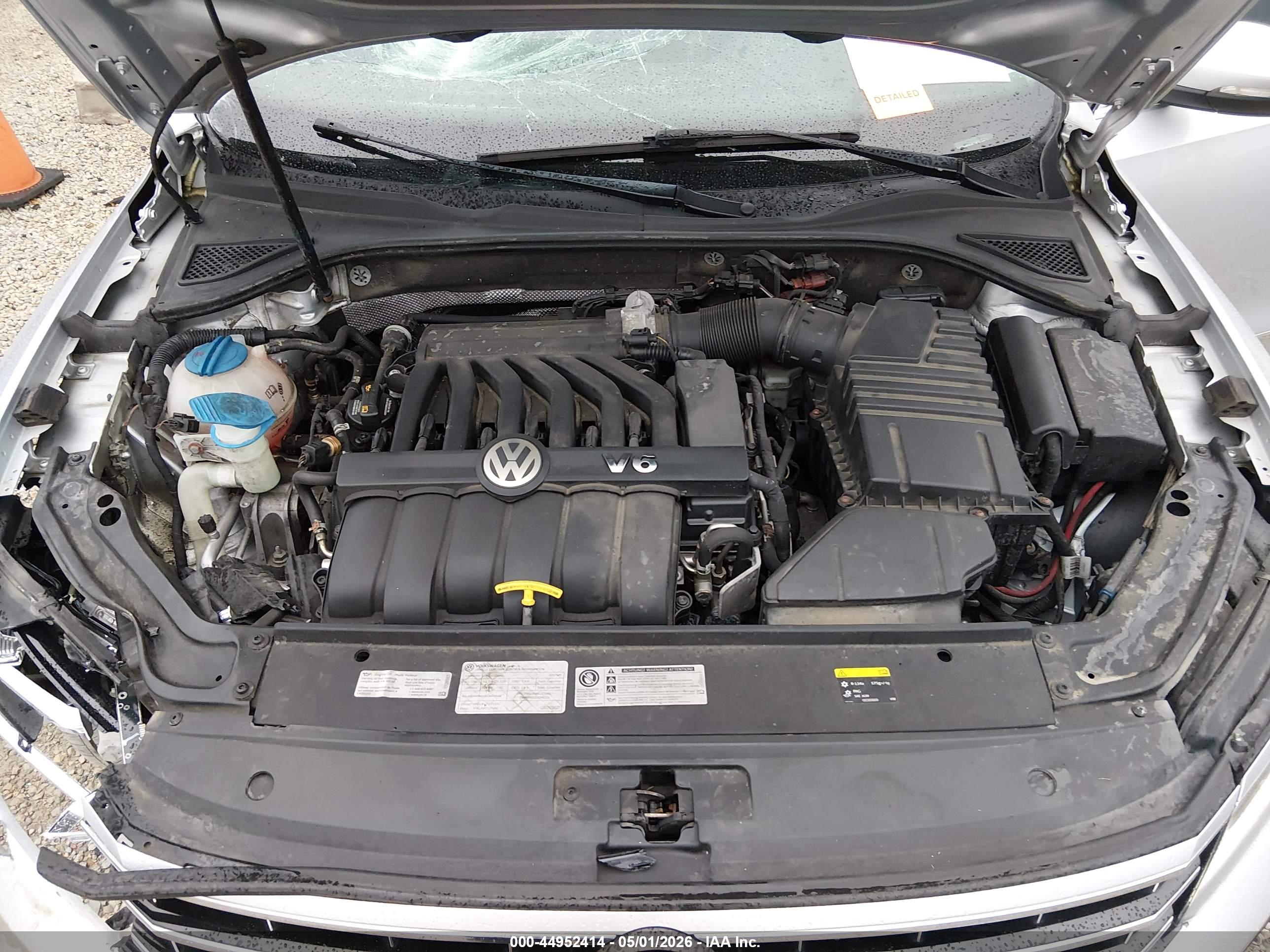 VOLKSWAGEN PASSAT image 10